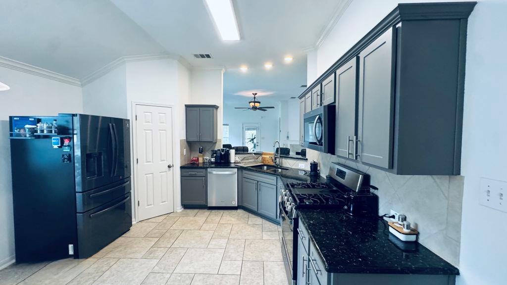 4216 Veiled Falls Dr, Pflugerville, TX 78660