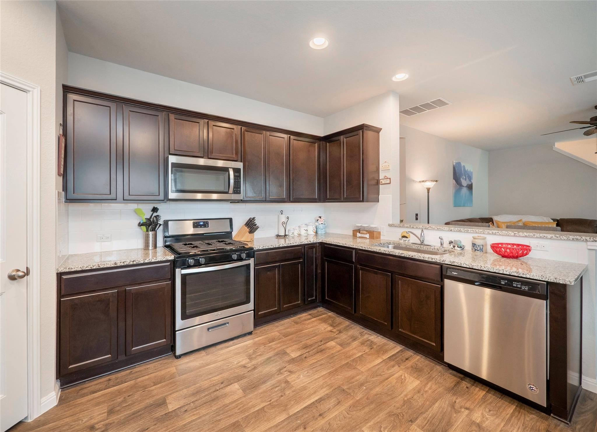 341 Blue Sage Dr, Leander, TX 78641