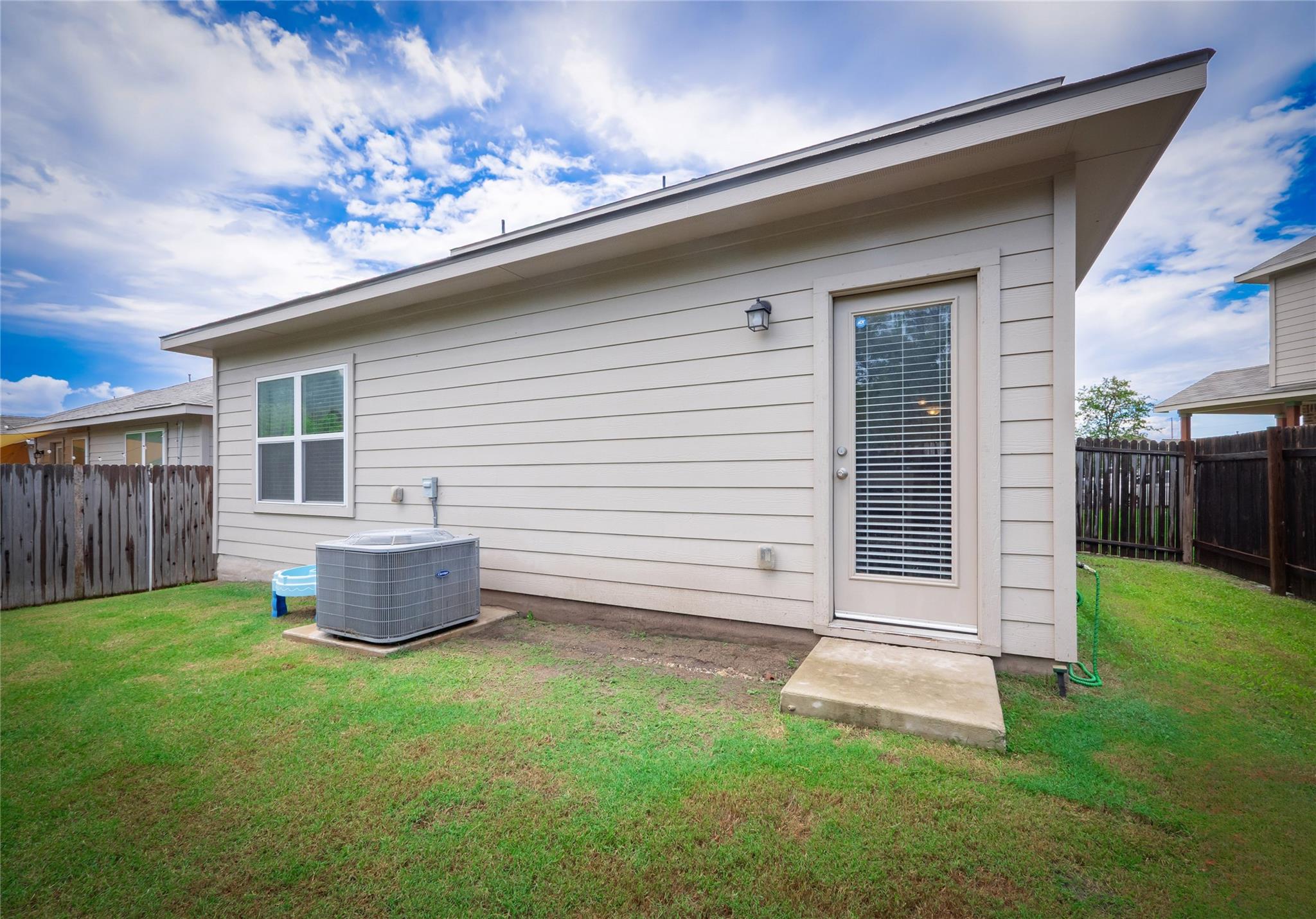 341 Blue Sage Dr, Leander, TX 78641