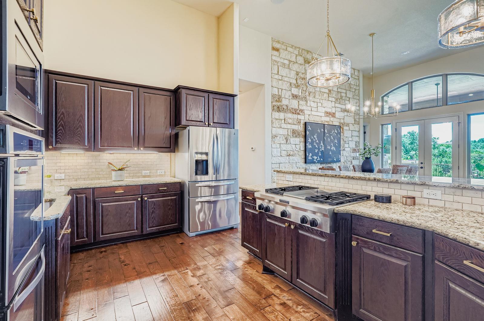 246 Bristlecone Dr, Driftwood, TX 78619