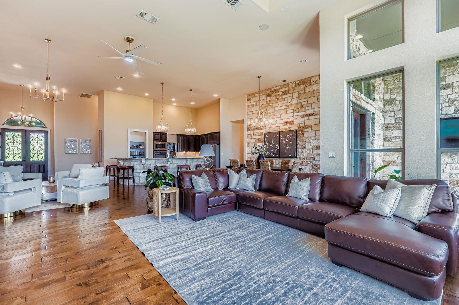 246 Bristlecone Dr, Driftwood, TX 78619