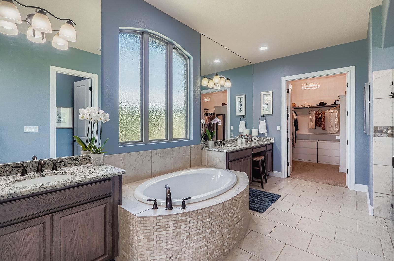 246 Bristlecone Dr, Driftwood, TX 78619