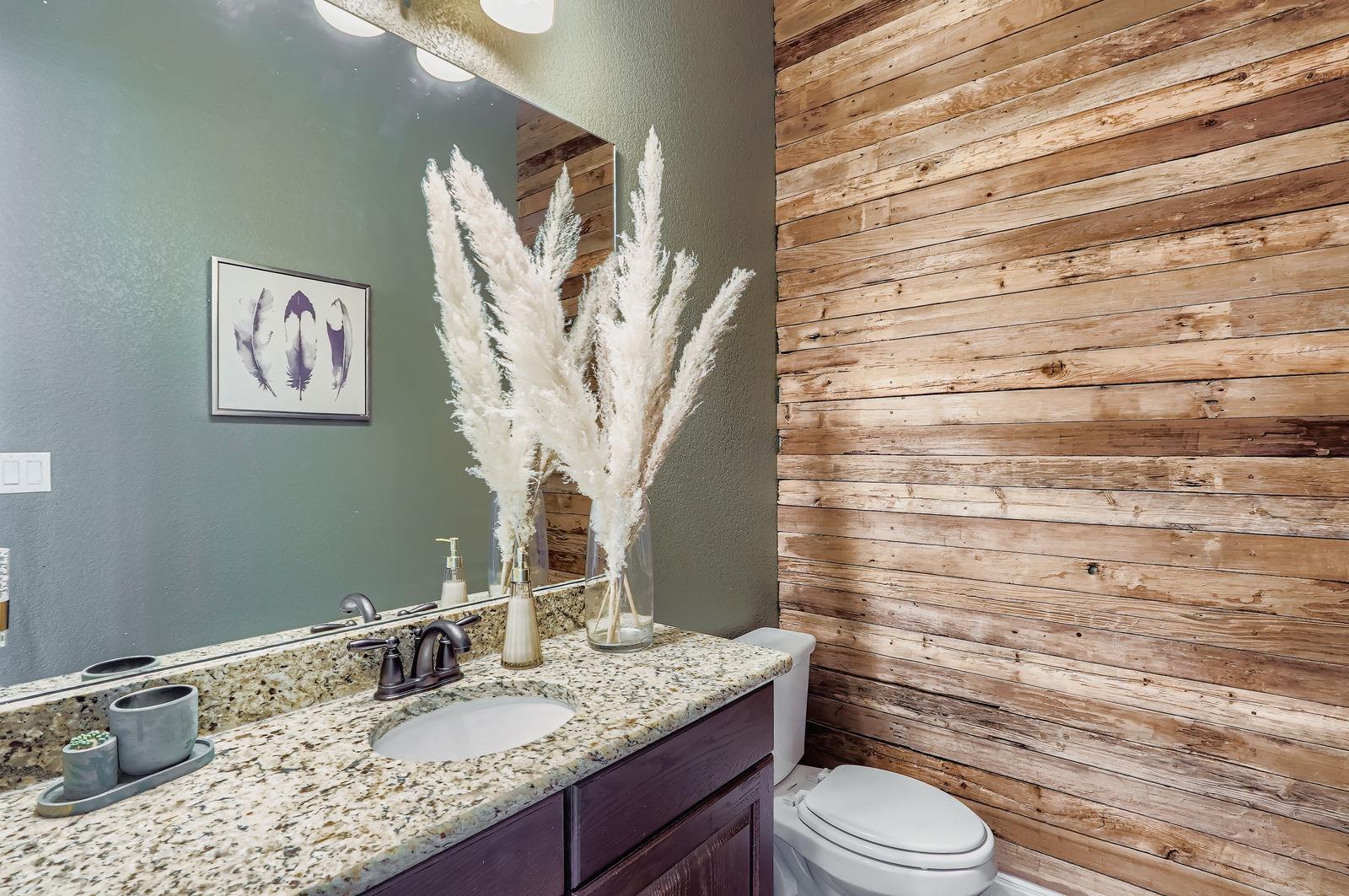 246 Bristlecone Dr, Driftwood, TX 78619