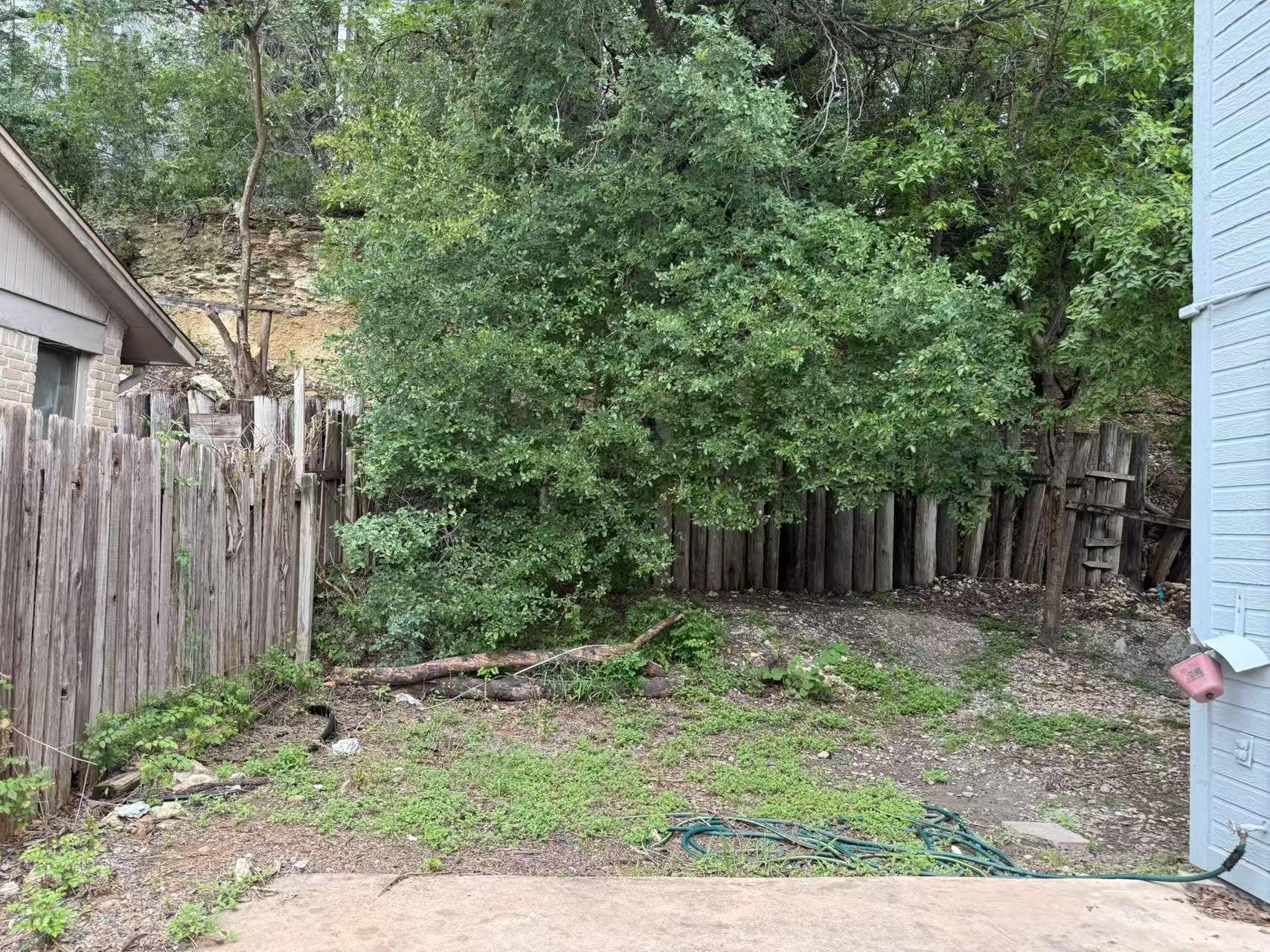 6497 Hart Ln, Austin, TX 78731