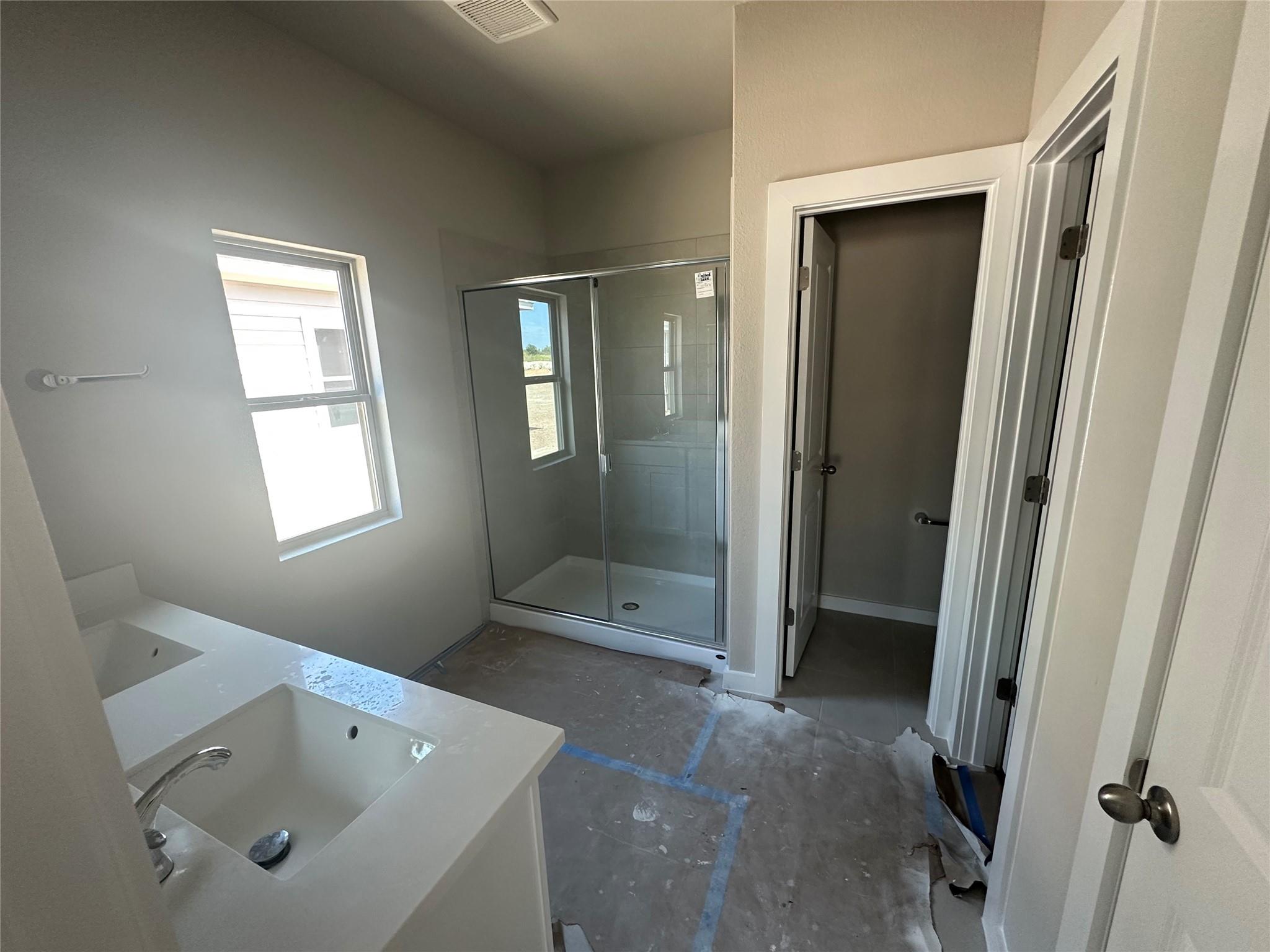 501 Sleep Hollow, Jarrell, TX 76537