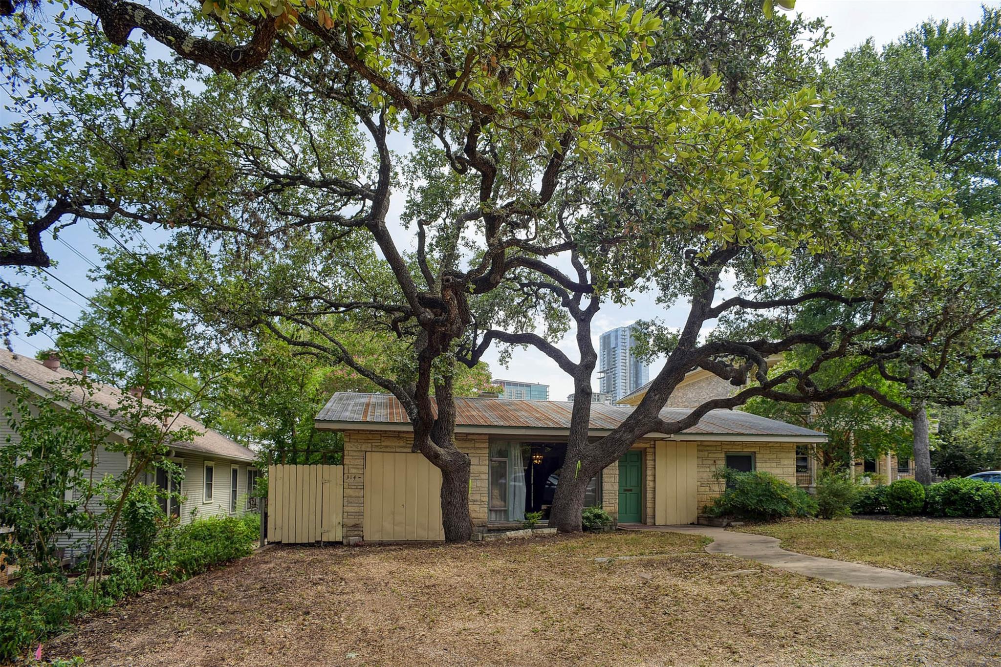 314 Le Grande Ave, Austin, TX 78704