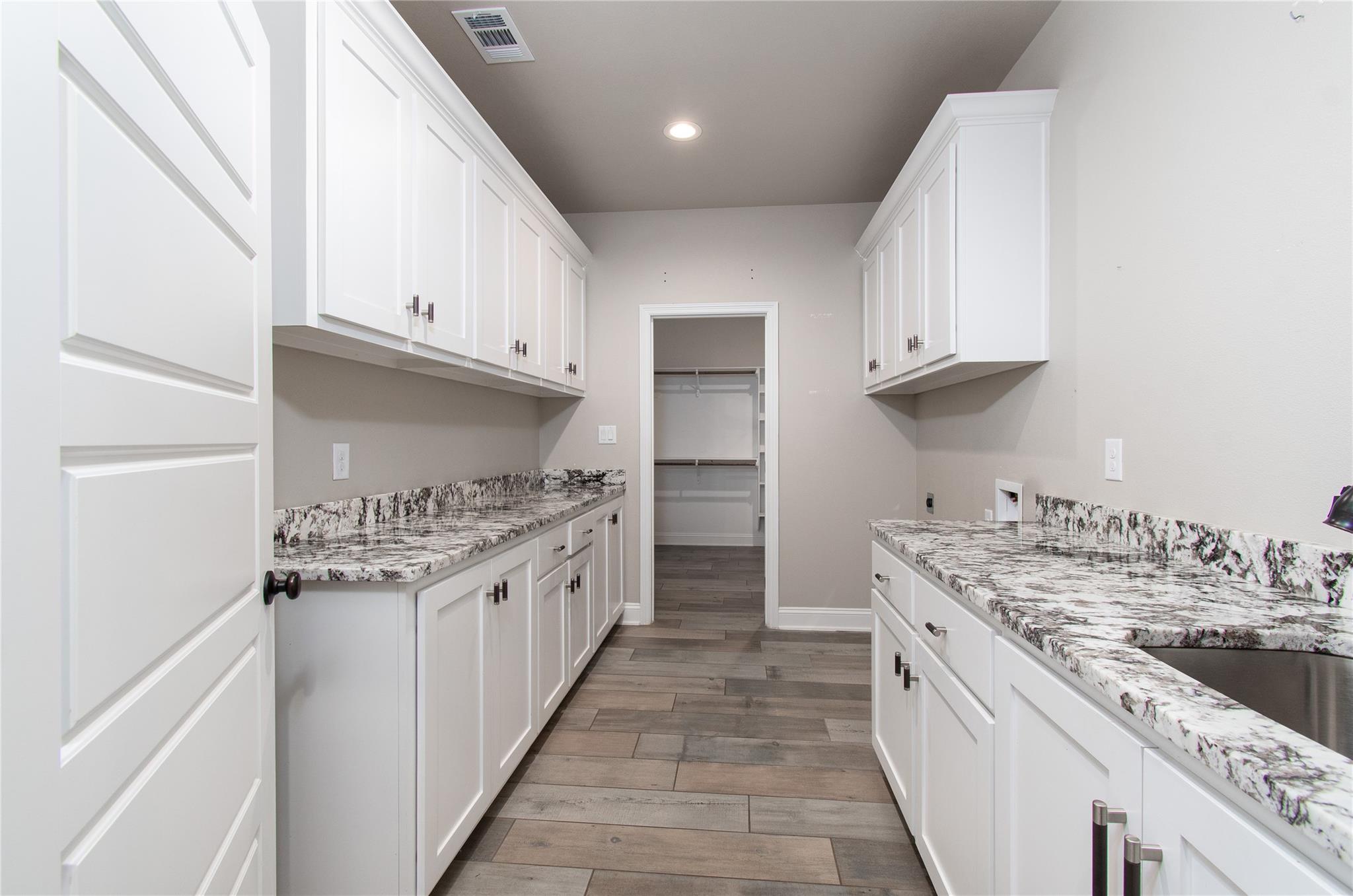 2050 Chalk Mill Xing, Salado, TX 76571