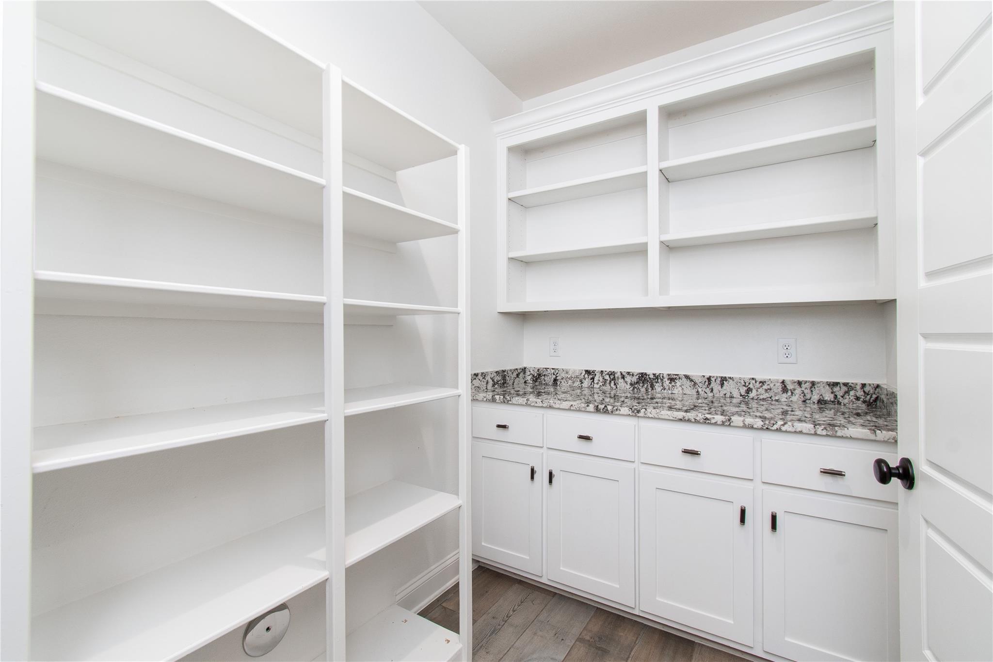 2050 Chalk Mill Xing, Salado, TX 76571