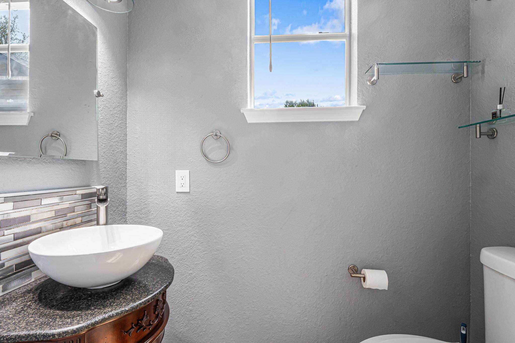 607 County Cork Ln, Leander, TX 78641