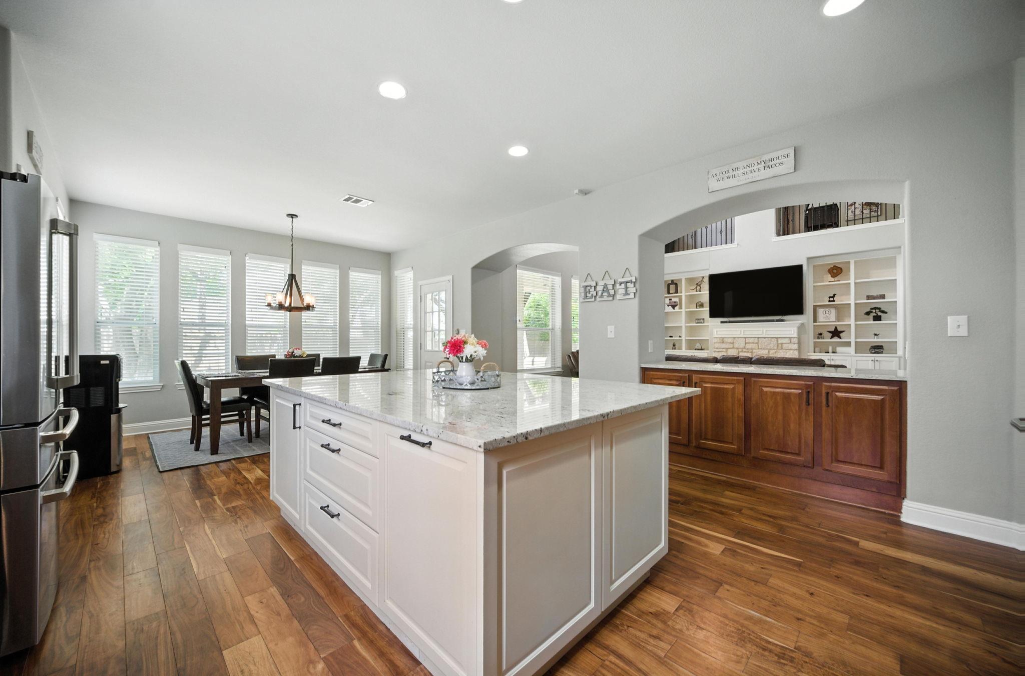 1208 Pine Forest Cir, Round Rock, TX 78665