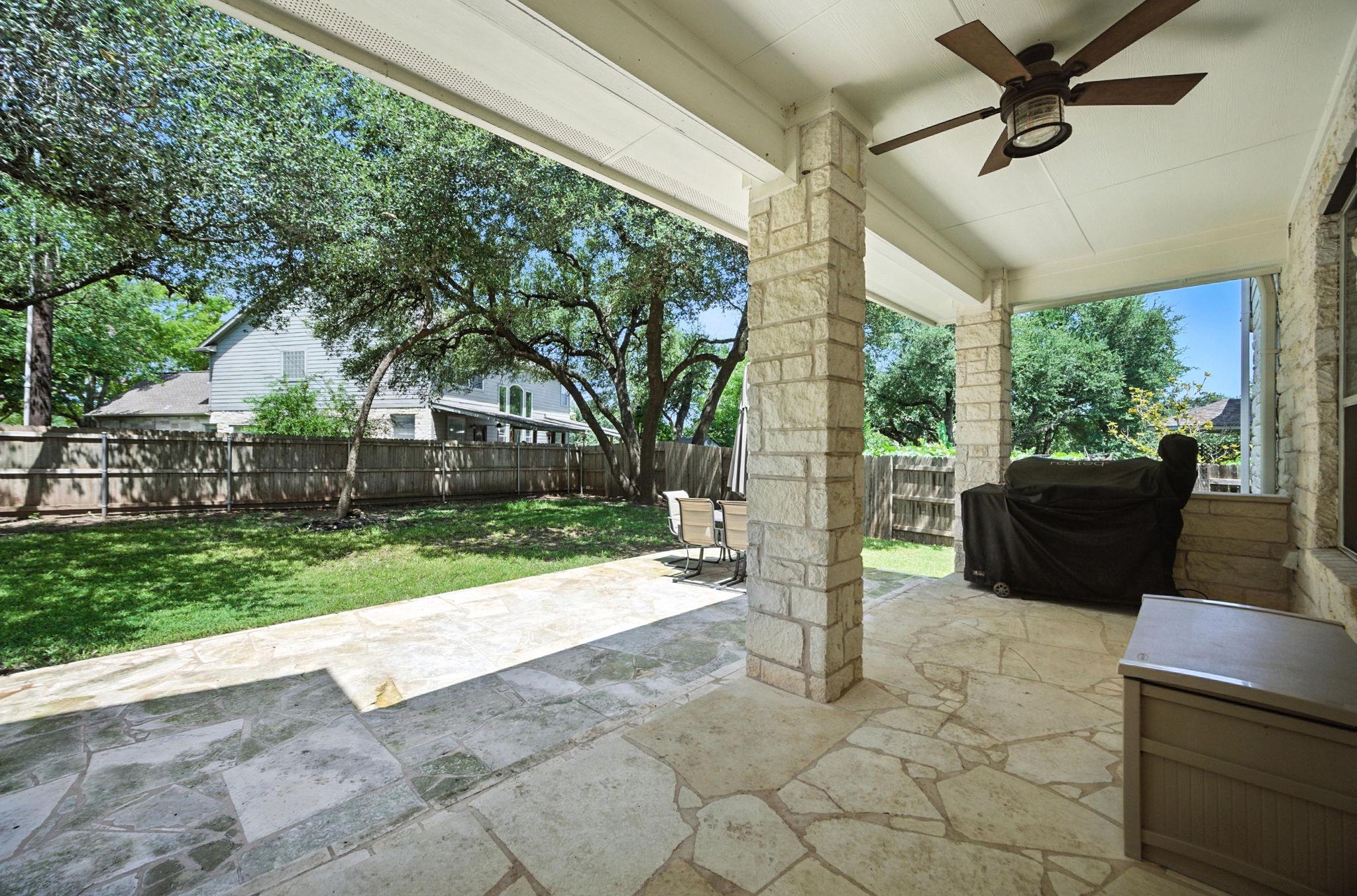 1208 Pine Forest Cir, Round Rock, TX 78665