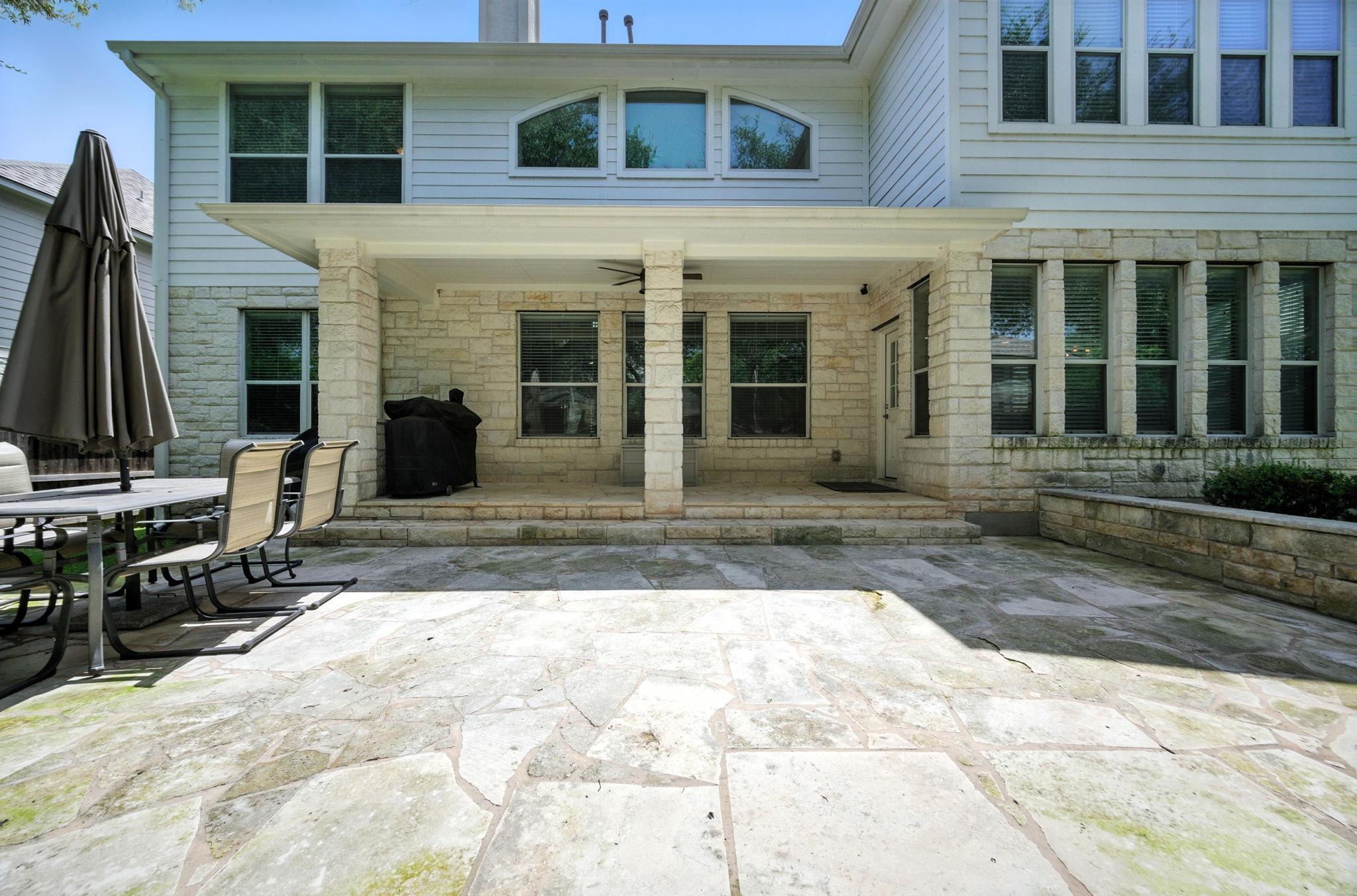 1208 Pine Forest Cir, Round Rock, TX 78665