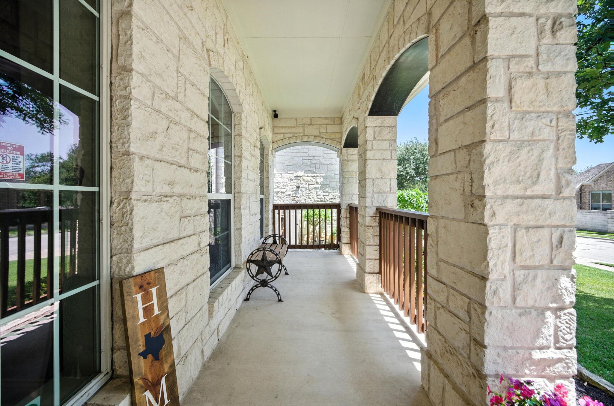 1208 Pine Forest Cir, Round Rock, TX 78665