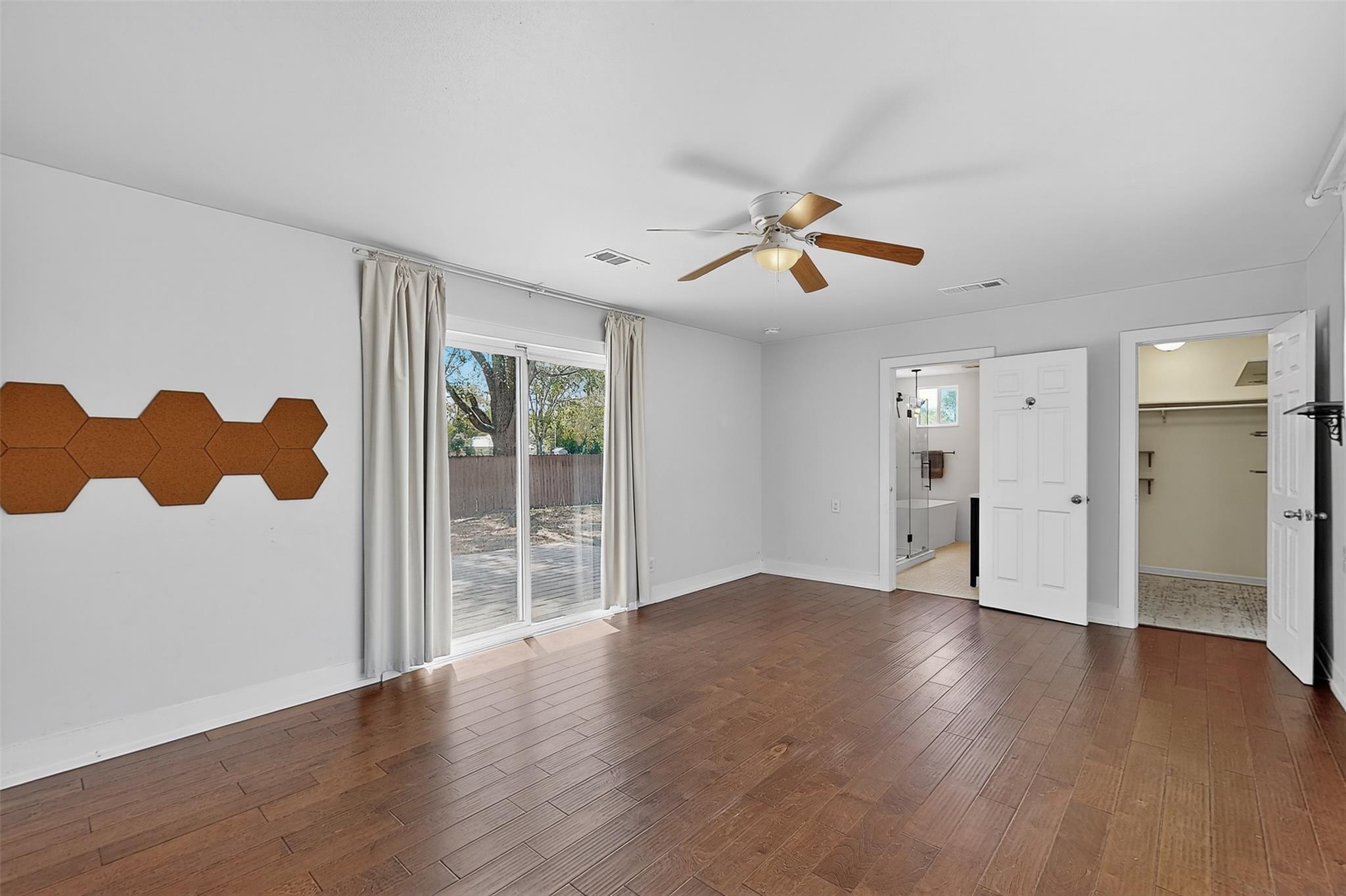 1916 Pecan St, Bastrop, TX 78602