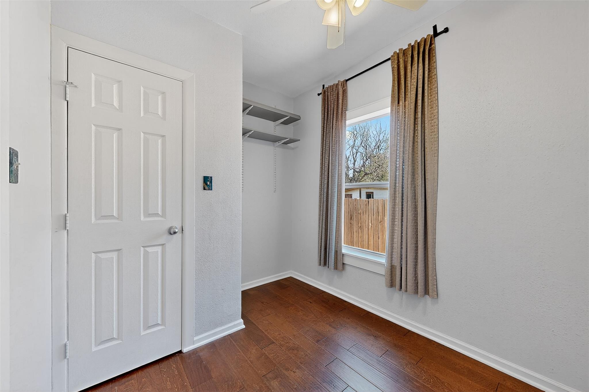 1916 Pecan St, Bastrop, TX 78602