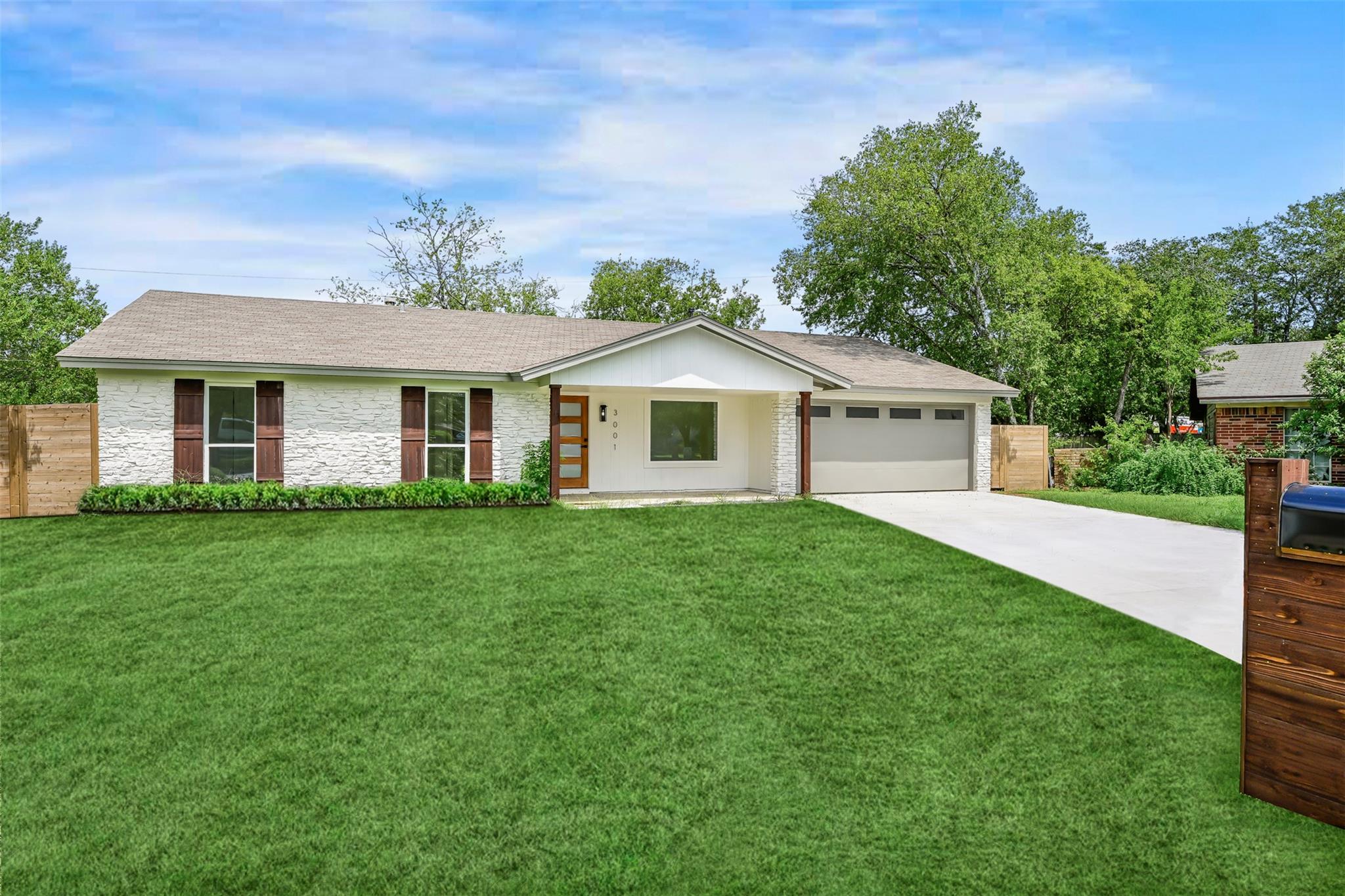 3001 Cedarlawn Cir, Austin, TX 78723