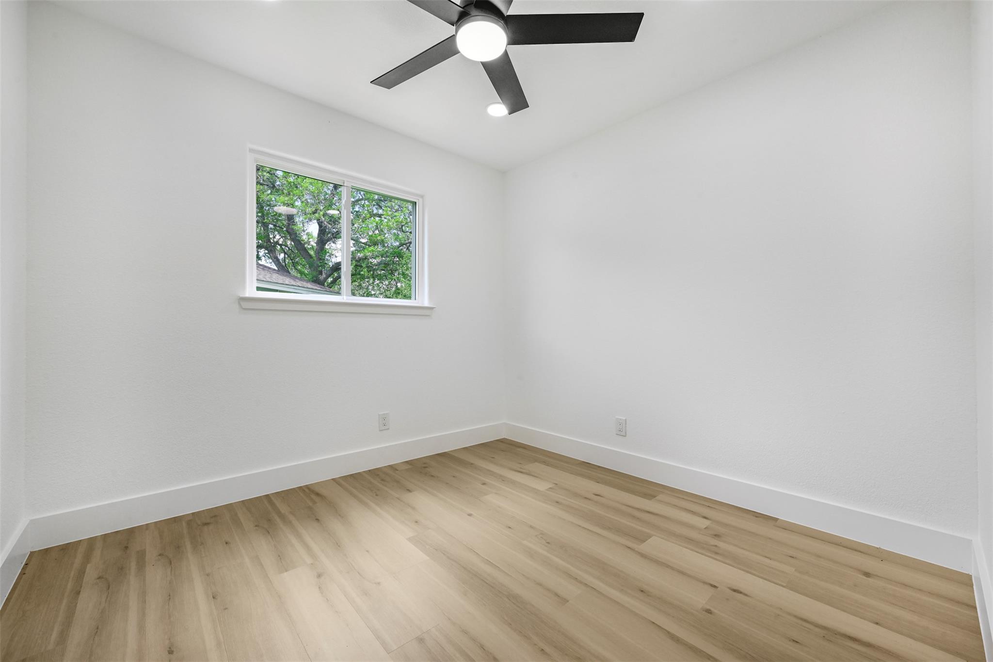 3001 Cedarlawn Cir, Austin, TX 78723