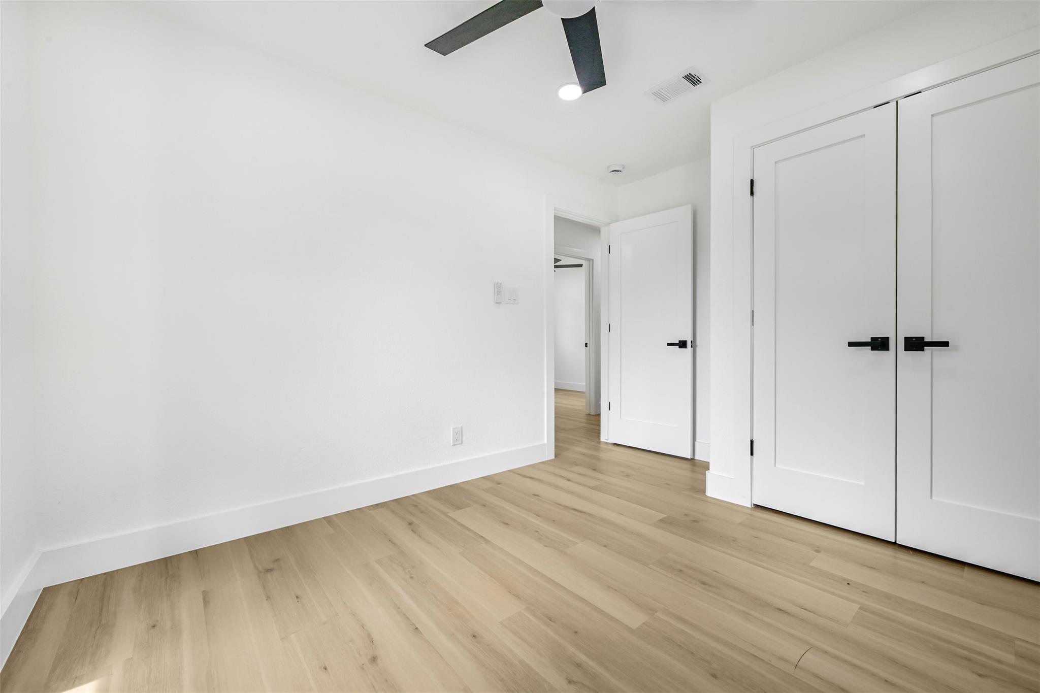 3001 Cedarlawn Cir, Austin, TX 78723