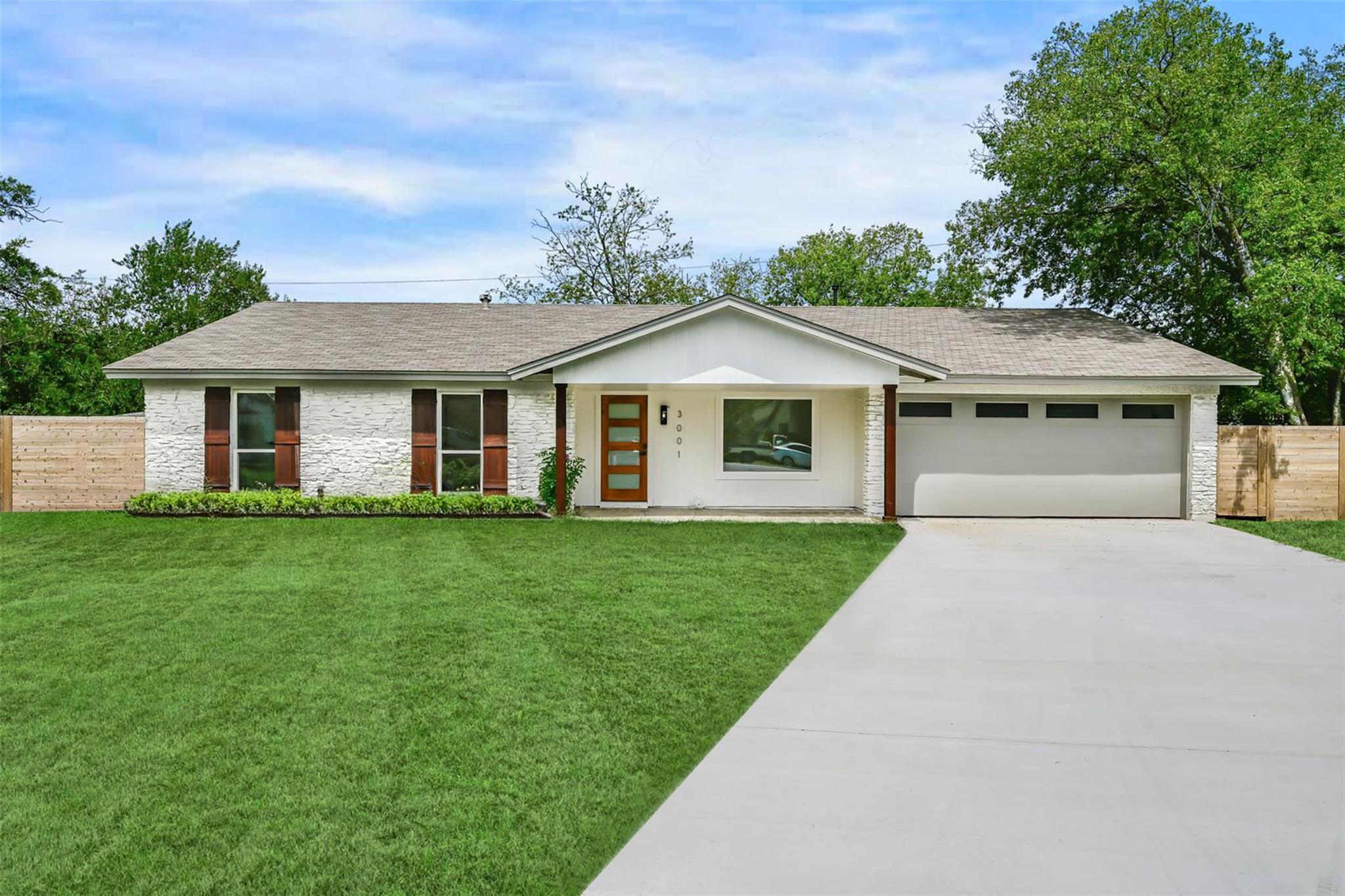 3001 Cedarlawn Cir, Austin, TX 78723