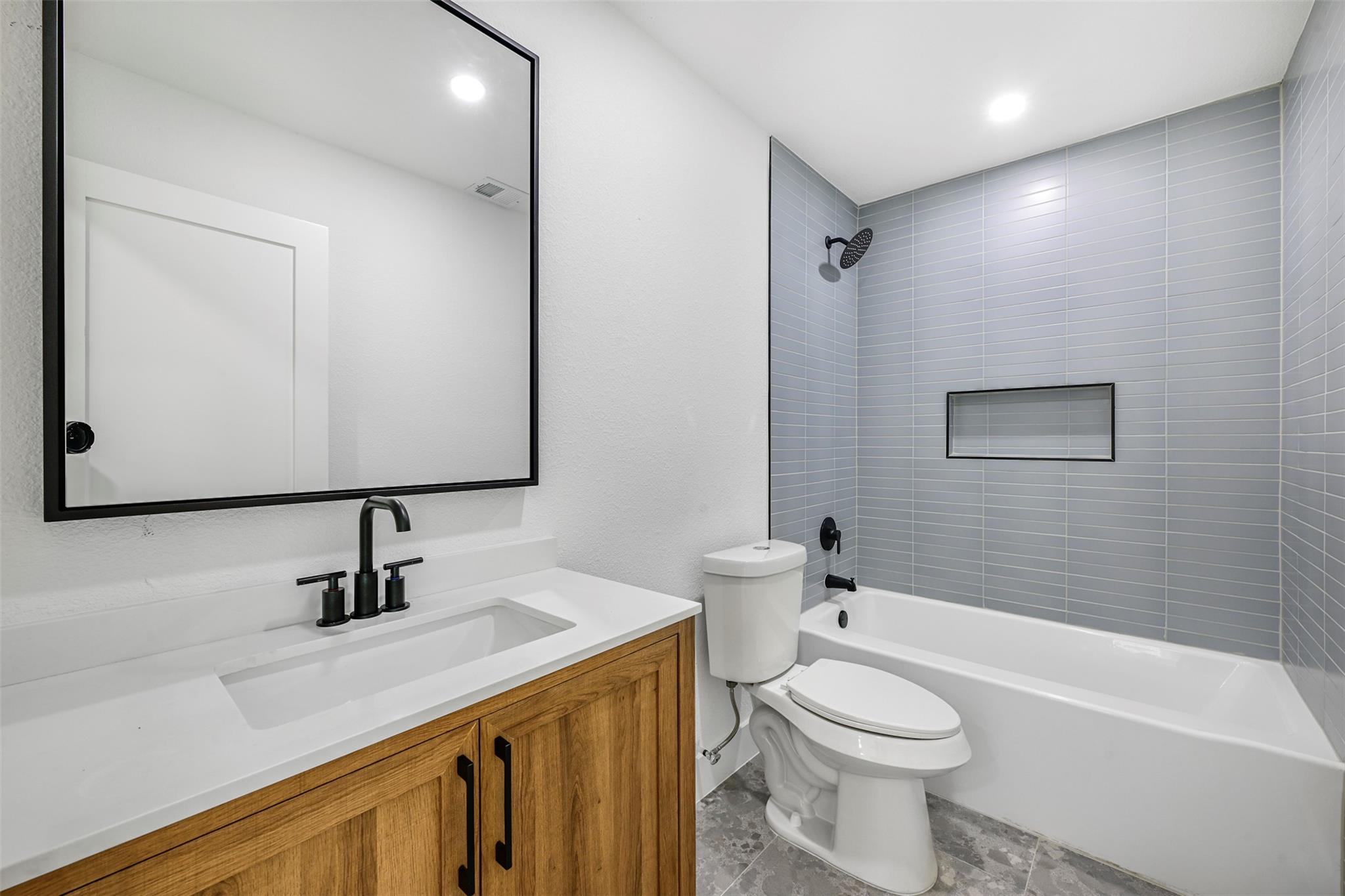 3001 Cedarlawn Cir, Austin, TX 78723
