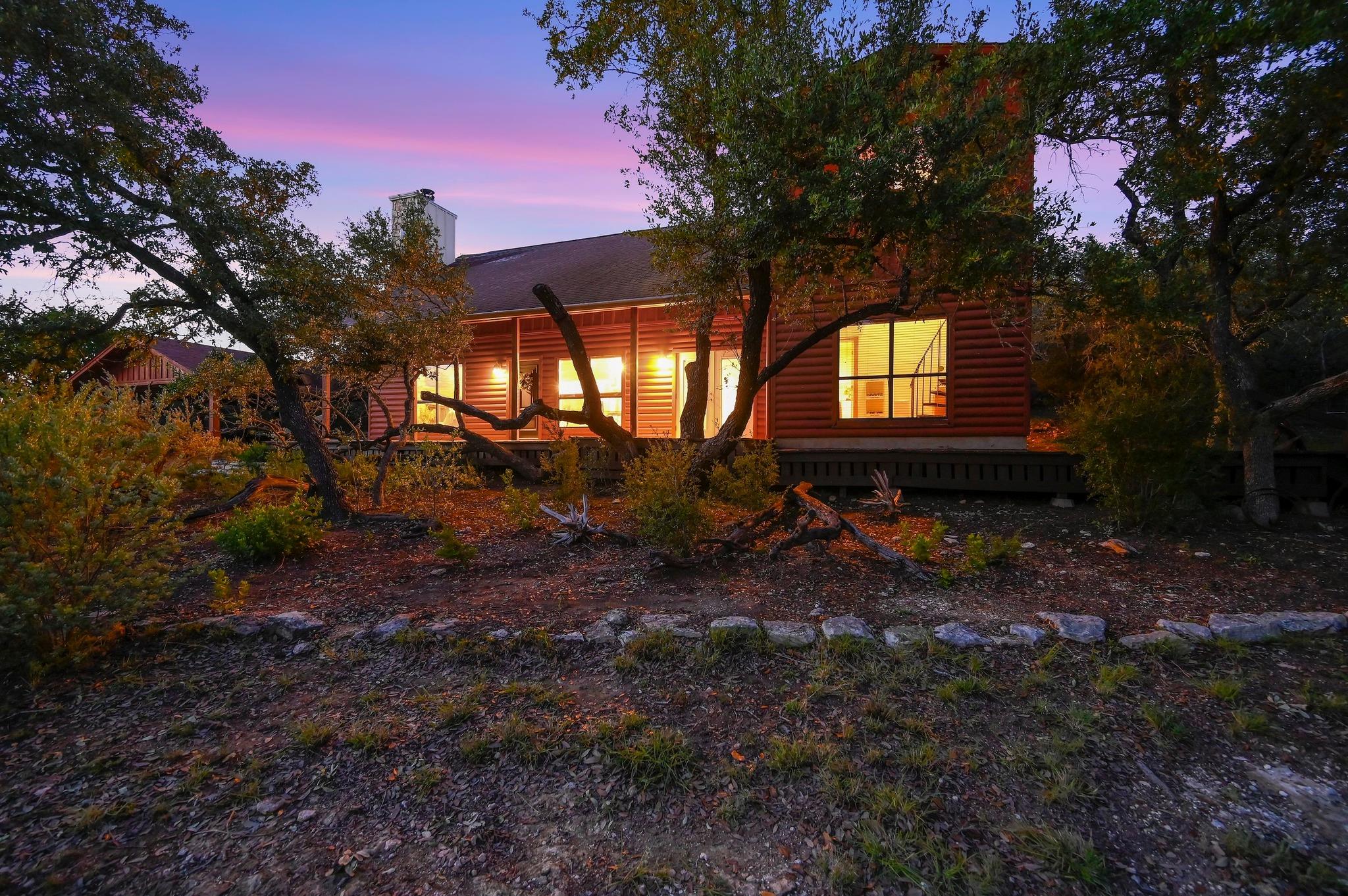 401 Madrone Canyon Dr, Dripping Springs, TX 78620