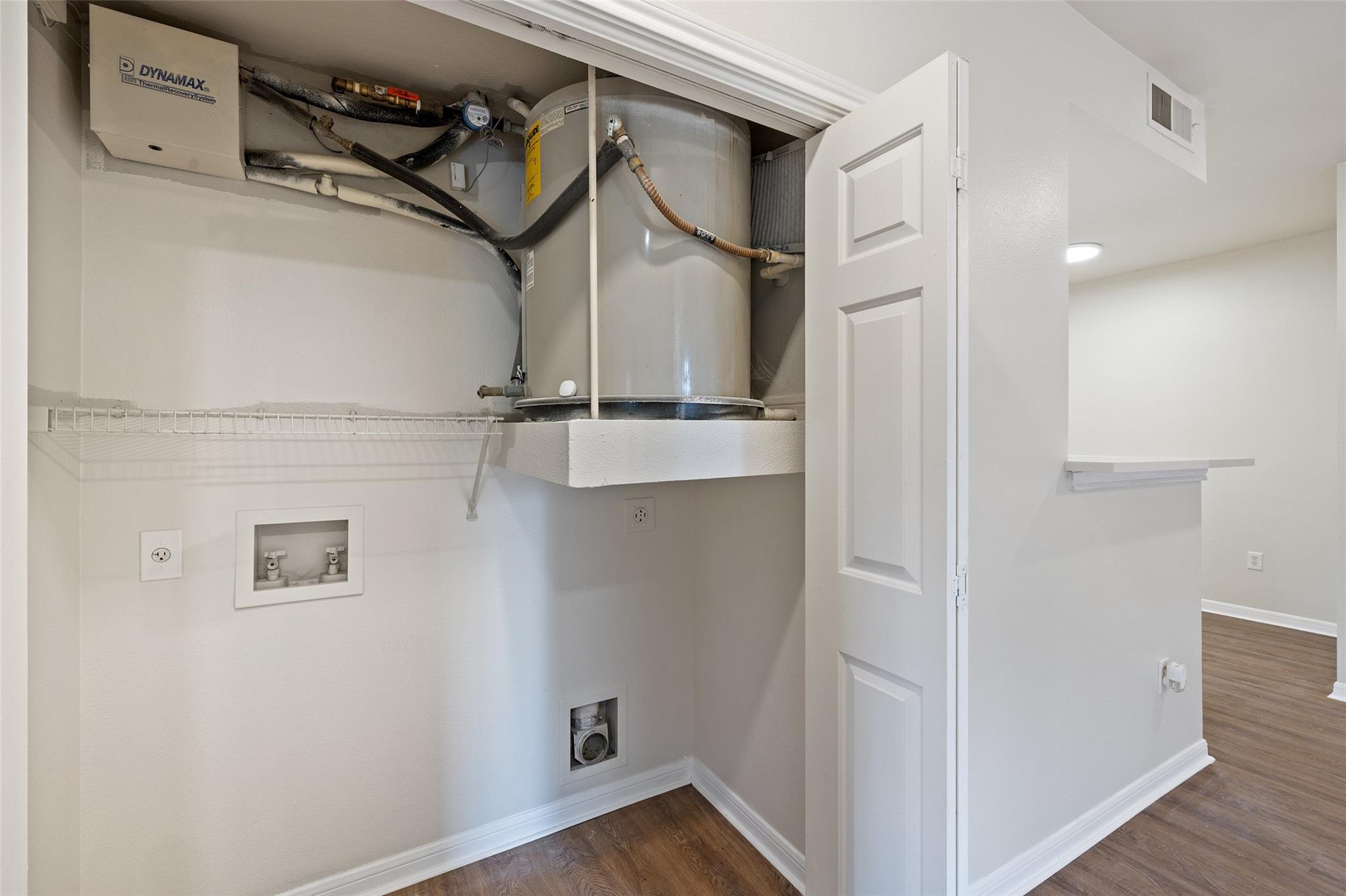 2320 Gracy Farms Ln # 323, Austin, TX 78758