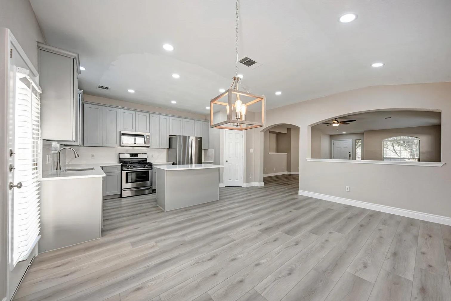 3333 Rod Carew Dr, Round Rock, TX 78665