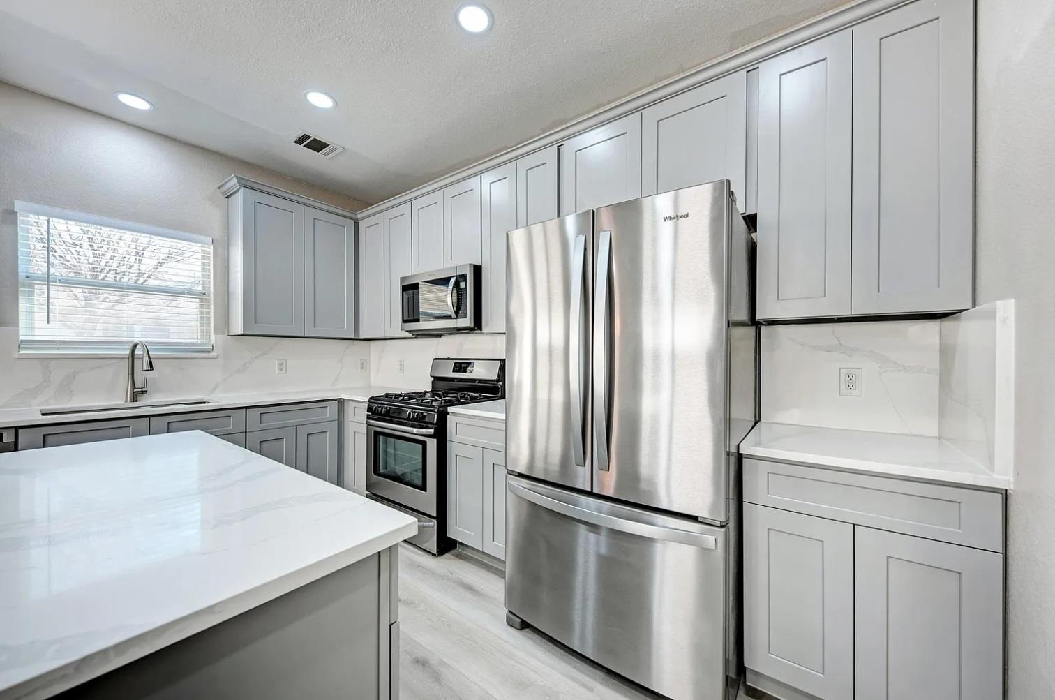 3333 Rod Carew Dr, Round Rock, TX 78665