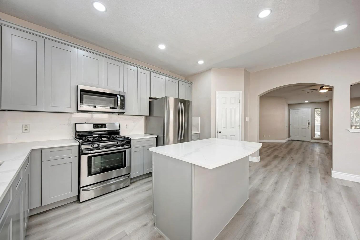 3333 Rod Carew Dr, Round Rock, TX 78665