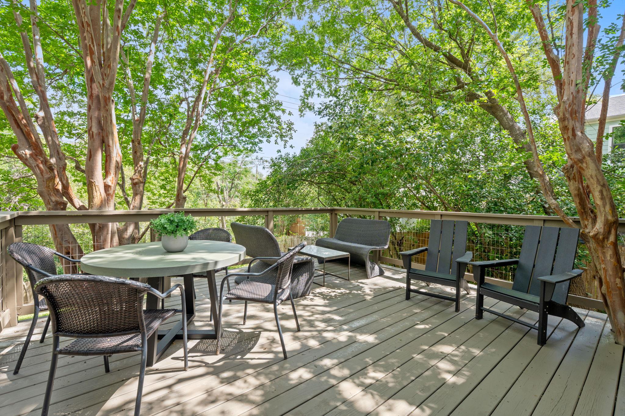 3633 Peregrine Falcon Dr, Austin, TX 78746