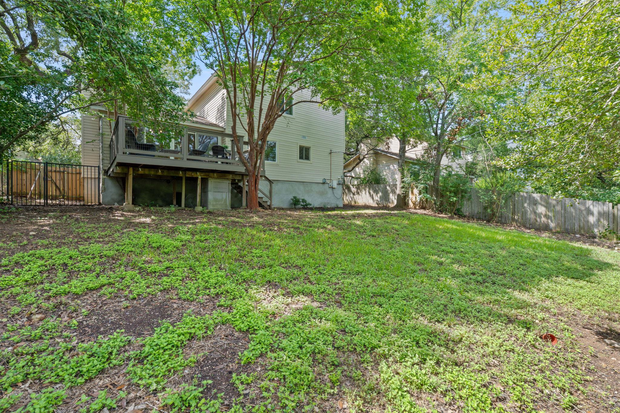 3633 Peregrine Falcon Dr, Austin, TX 78746