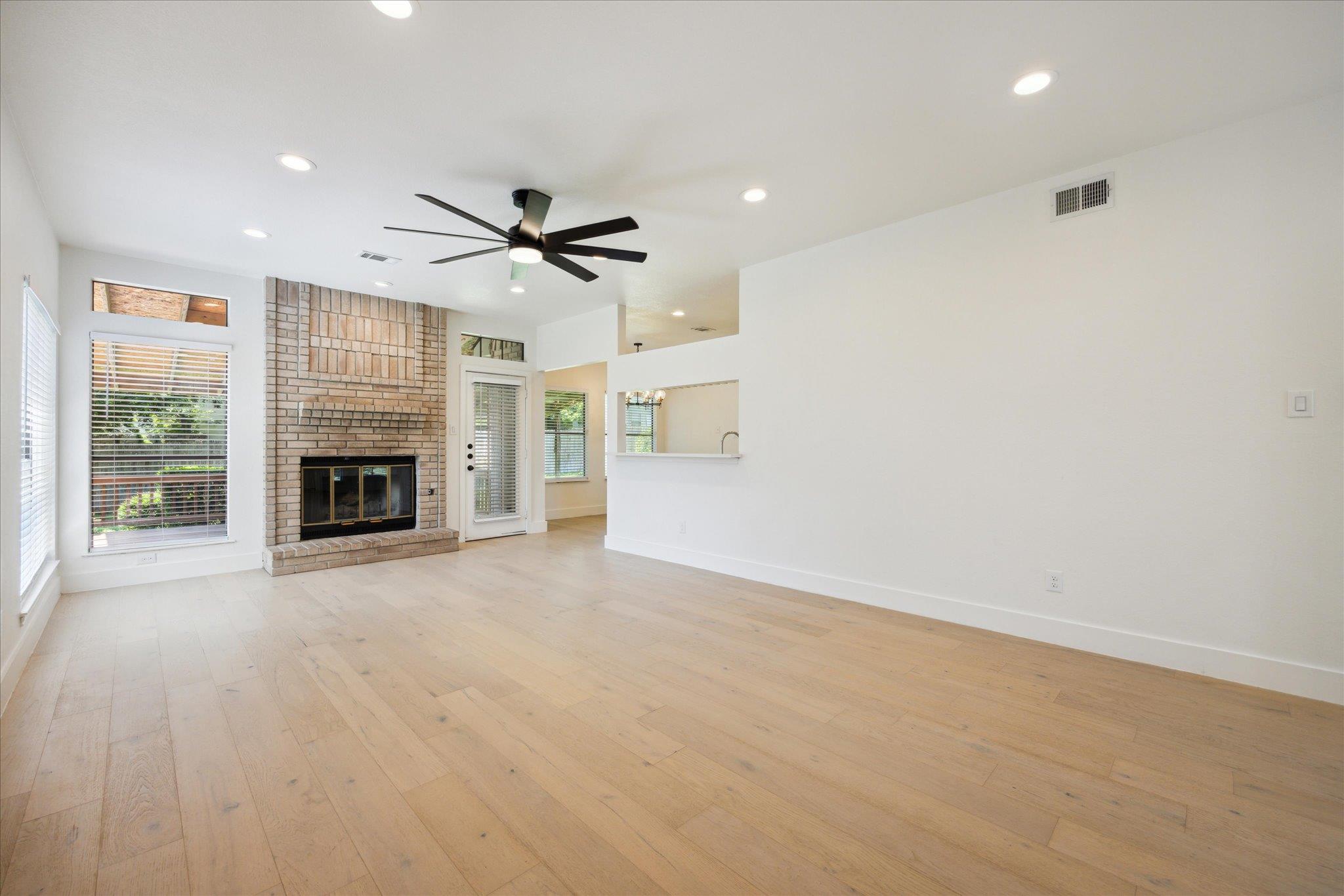 14207 Weldon Ln, Austin, TX 78728