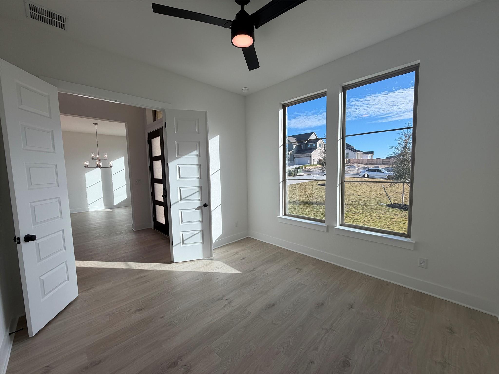 306 Yaklin Dr, Liberty Hill, TX 78642