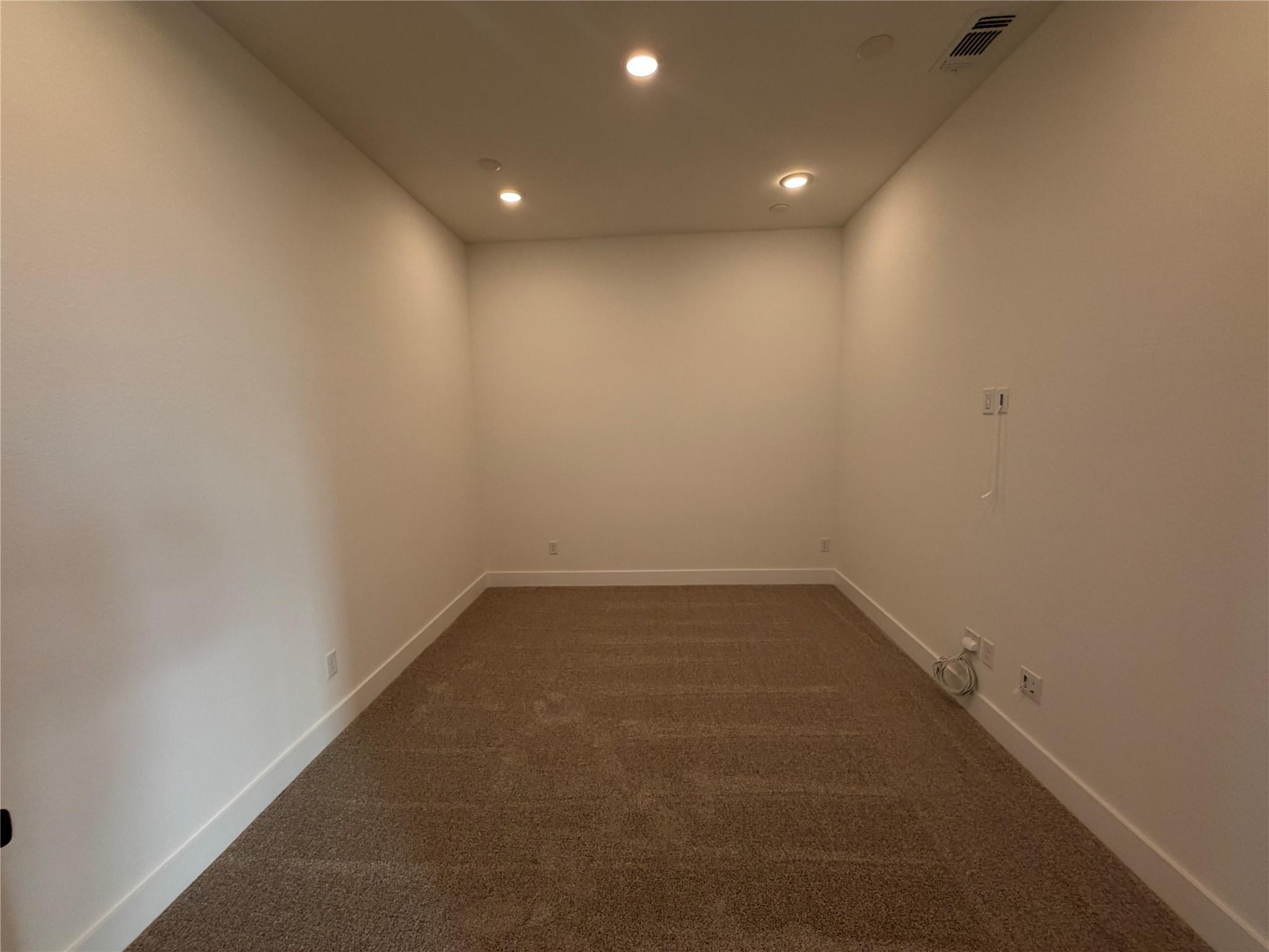 306 Yaklin Dr, Liberty Hill, TX 78642