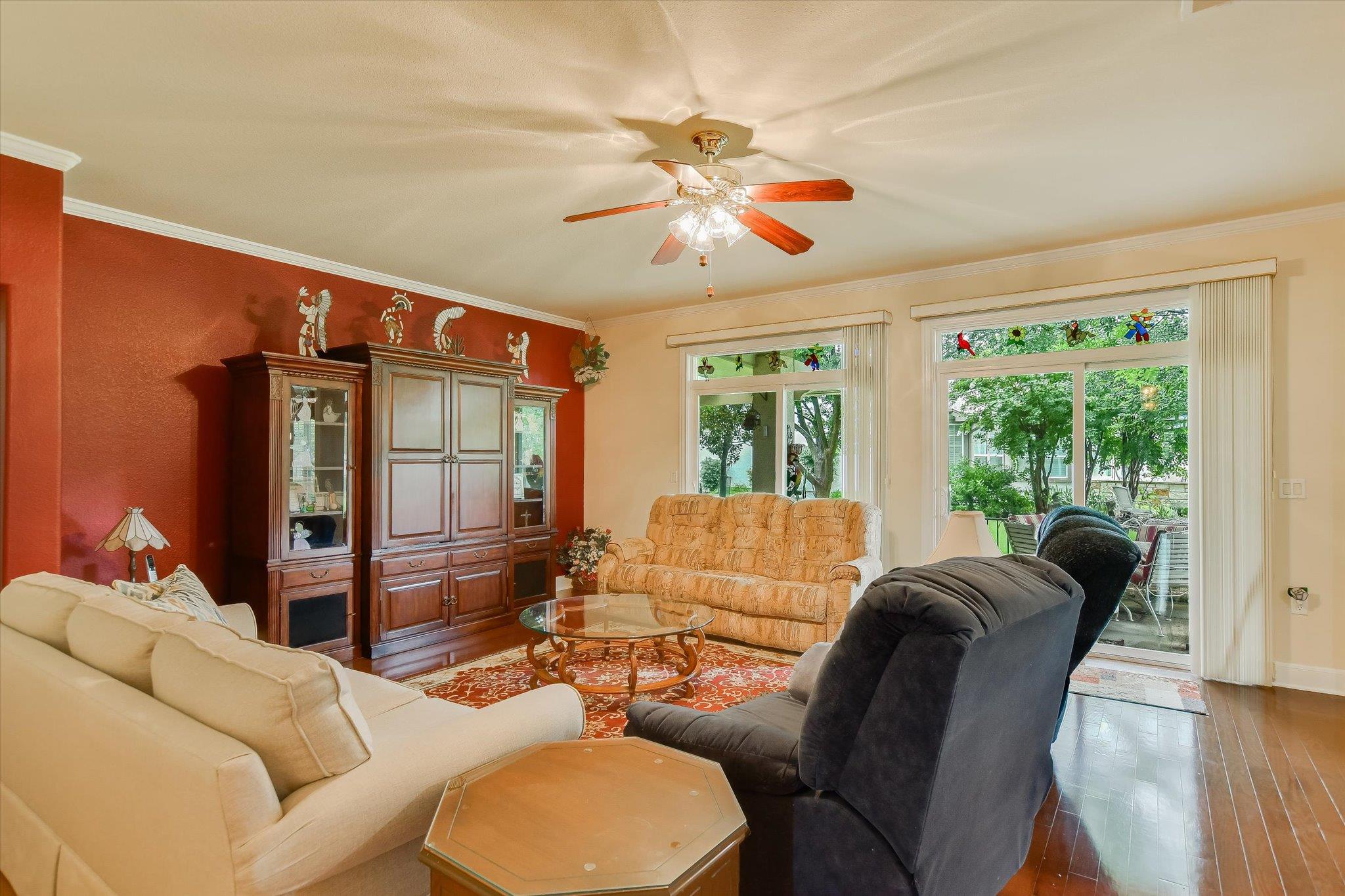 116 Travis Dr, Georgetown, TX 78633