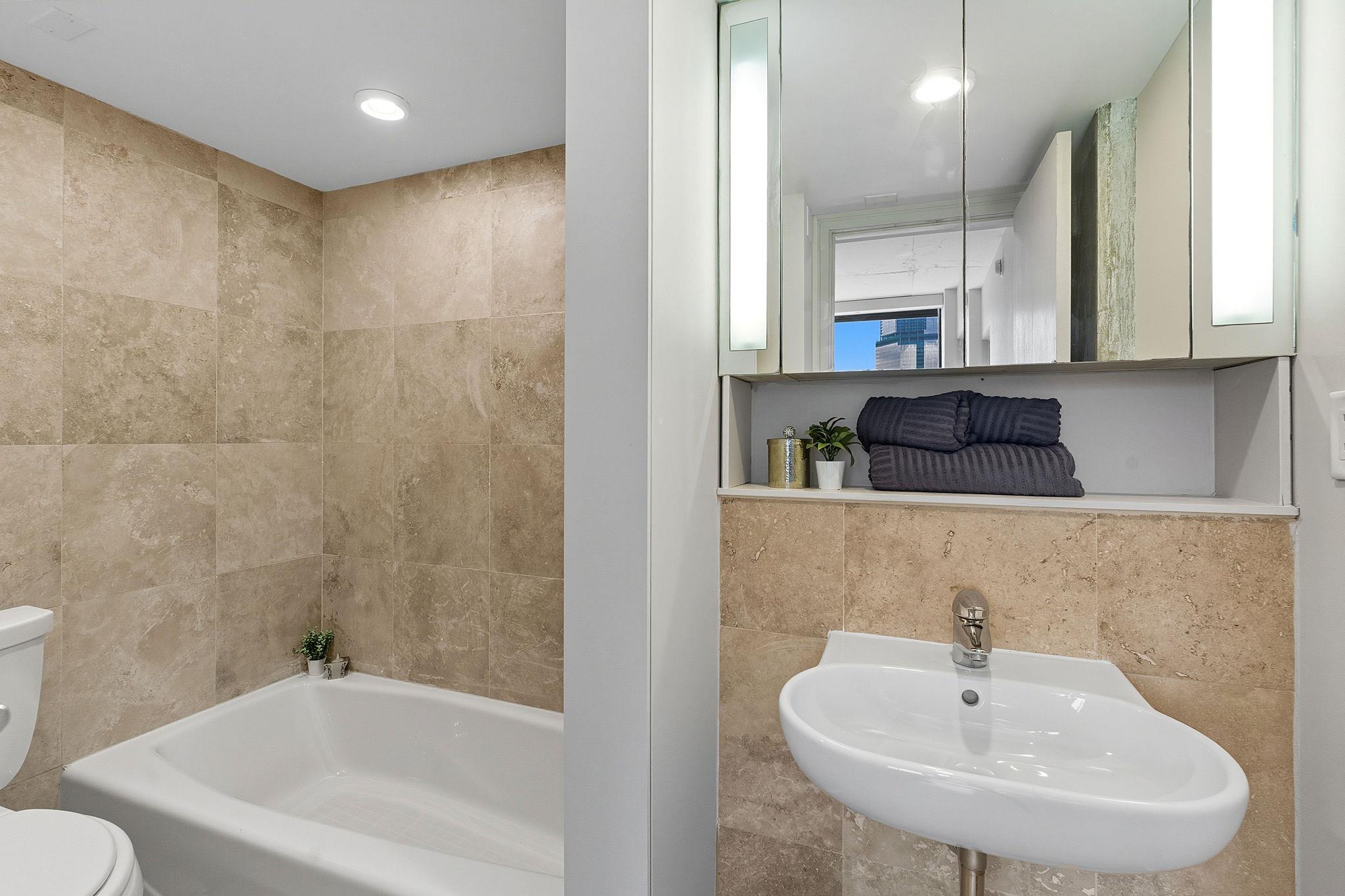 1212 Guadalupe St # 805, Austin, TX 78701