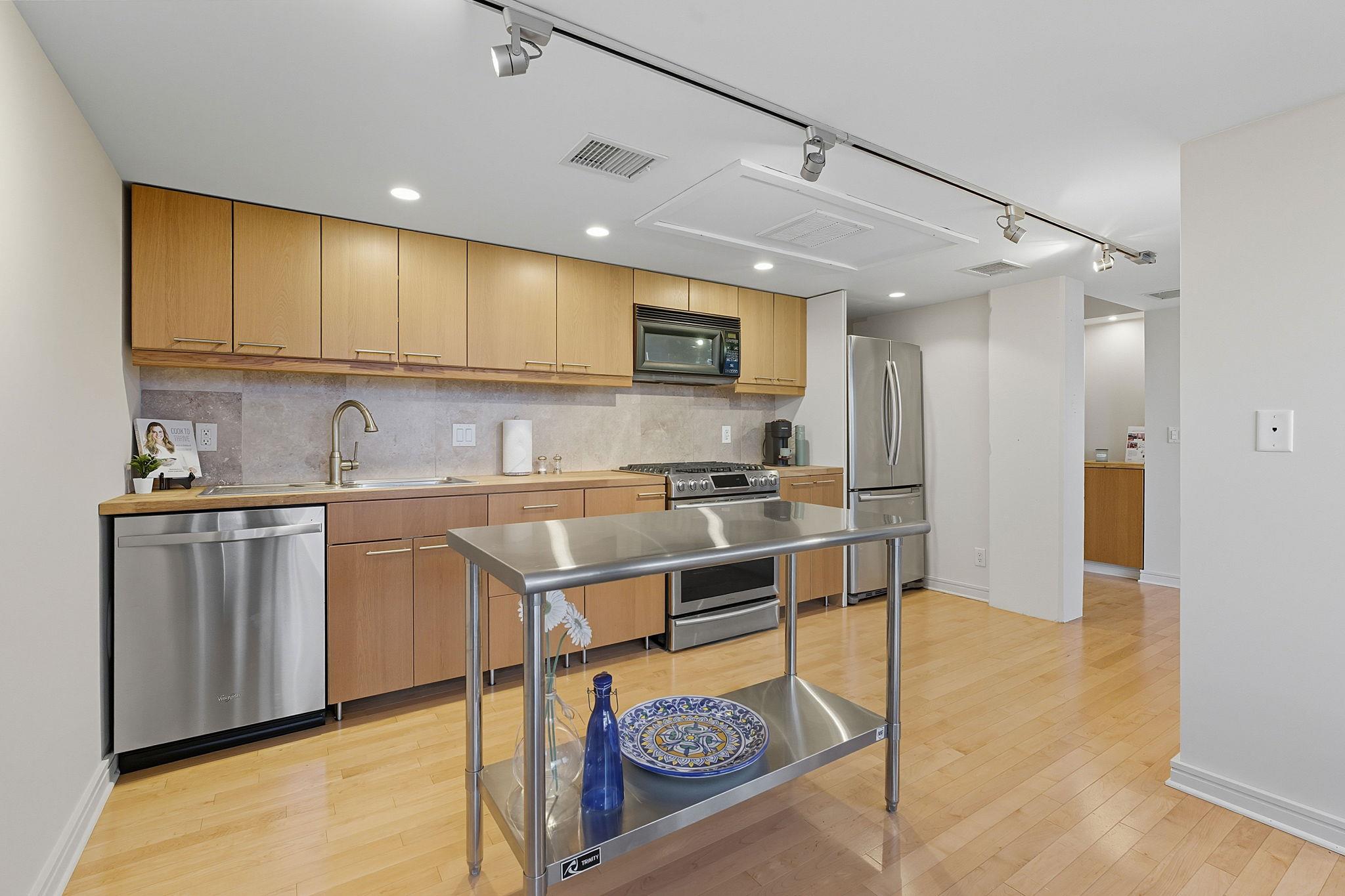 1212 Guadalupe St # 805, Austin, TX 78701