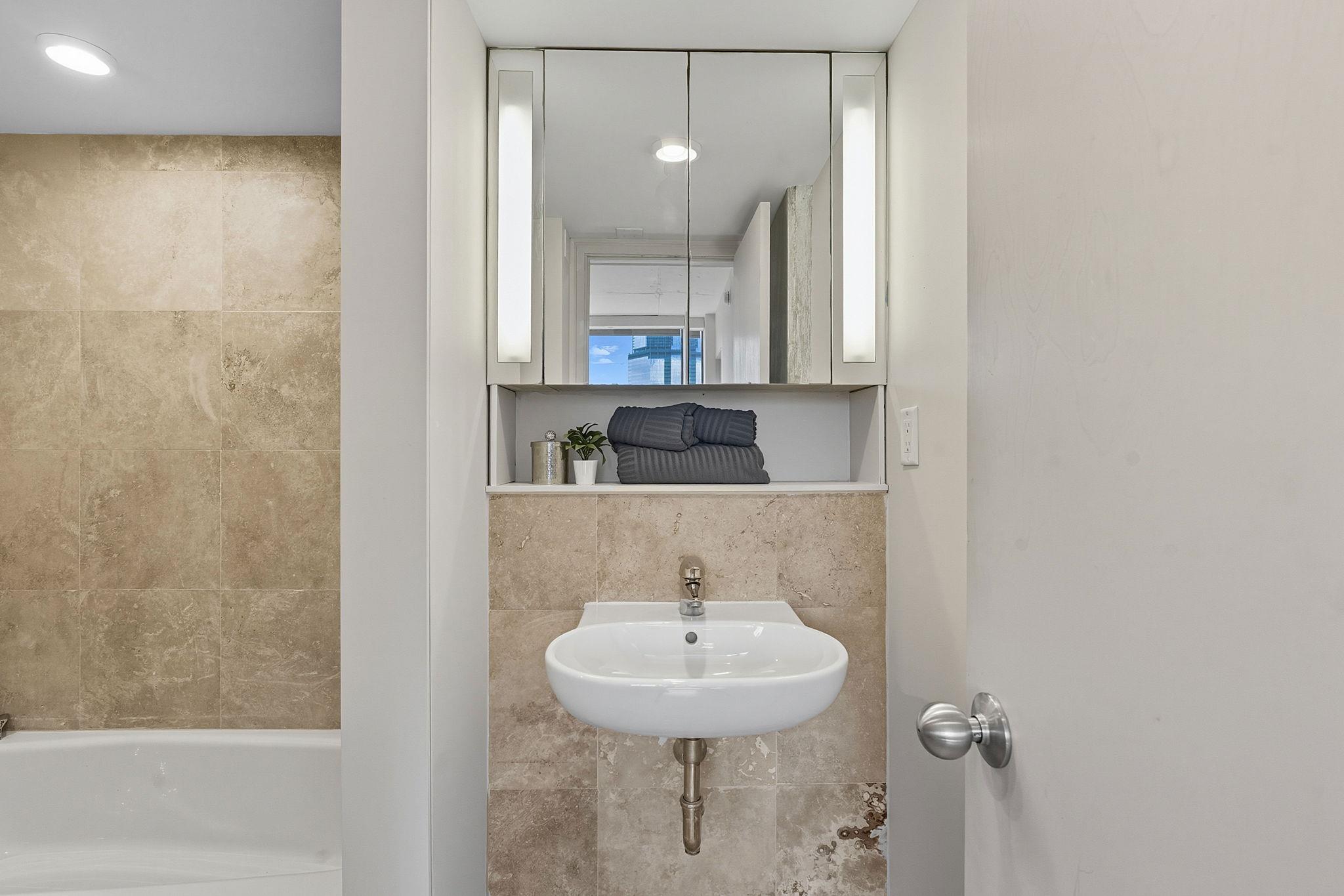 1212 Guadalupe St # 805, Austin, TX 78701