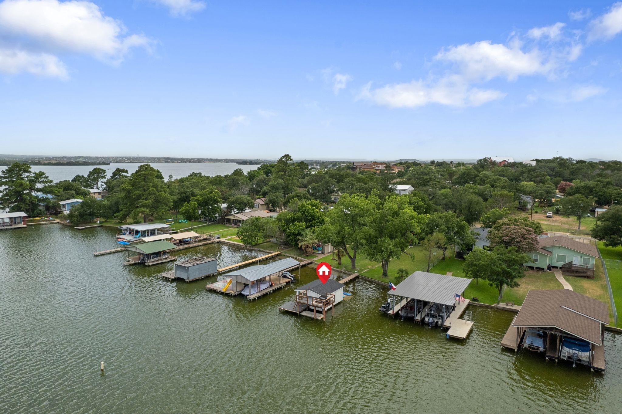 912 Hill Circle West Dr, Granite Shoals, TX 78654