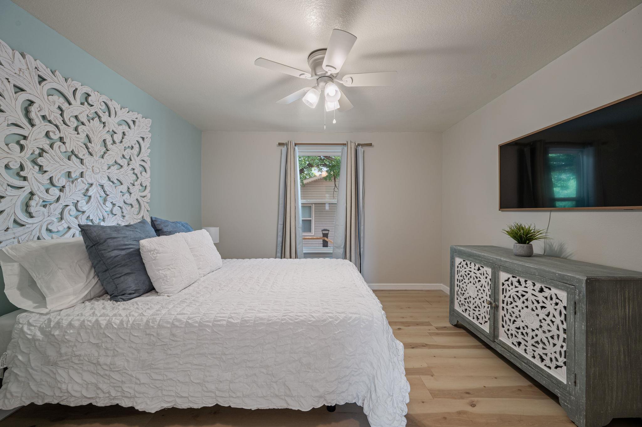 912 Hill Circle West Dr, Granite Shoals, TX 78654