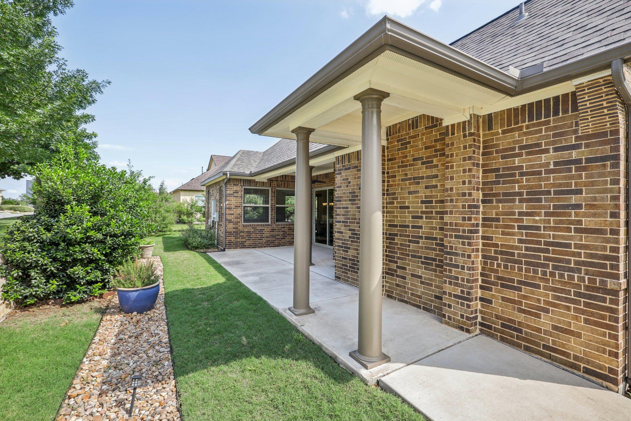 124 Dreaming Plum Ln, San Marcos, TX 78666