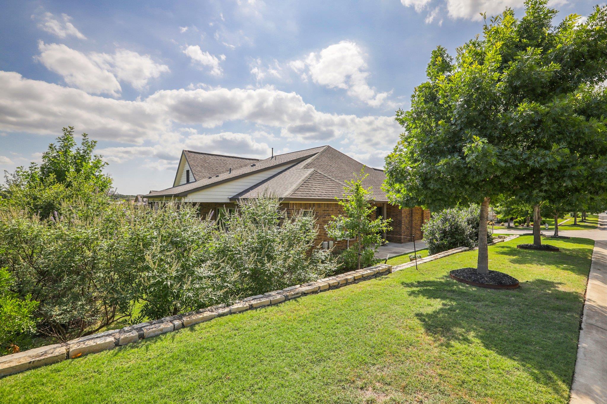 124 Dreaming Plum Ln, San Marcos, TX 78666