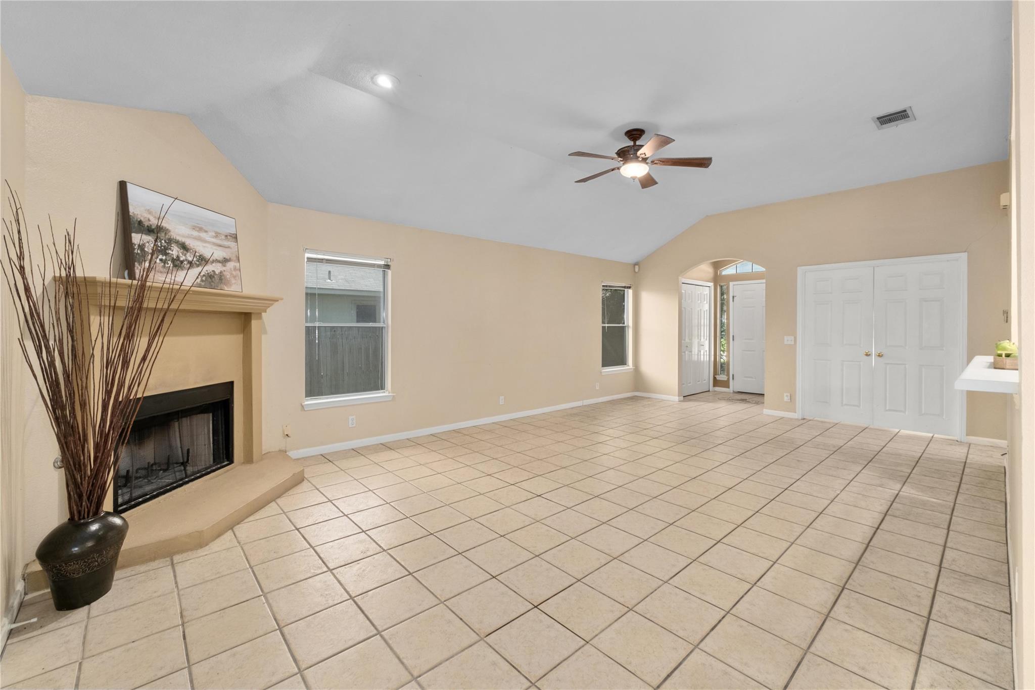 220 Bailey Loop, Kyle, TX 78640