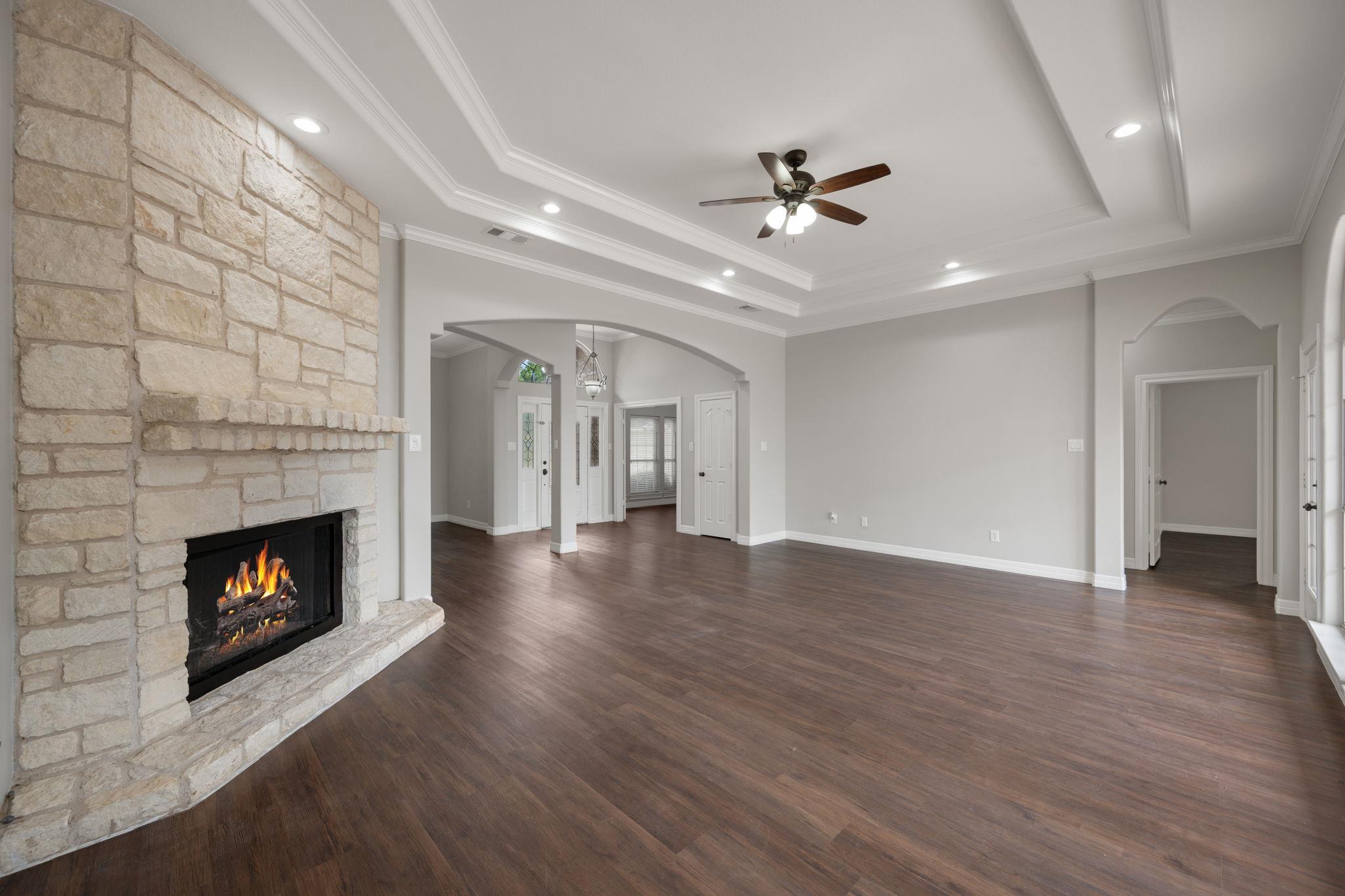 210 Cassidy Dr, Georgetown, TX 78628