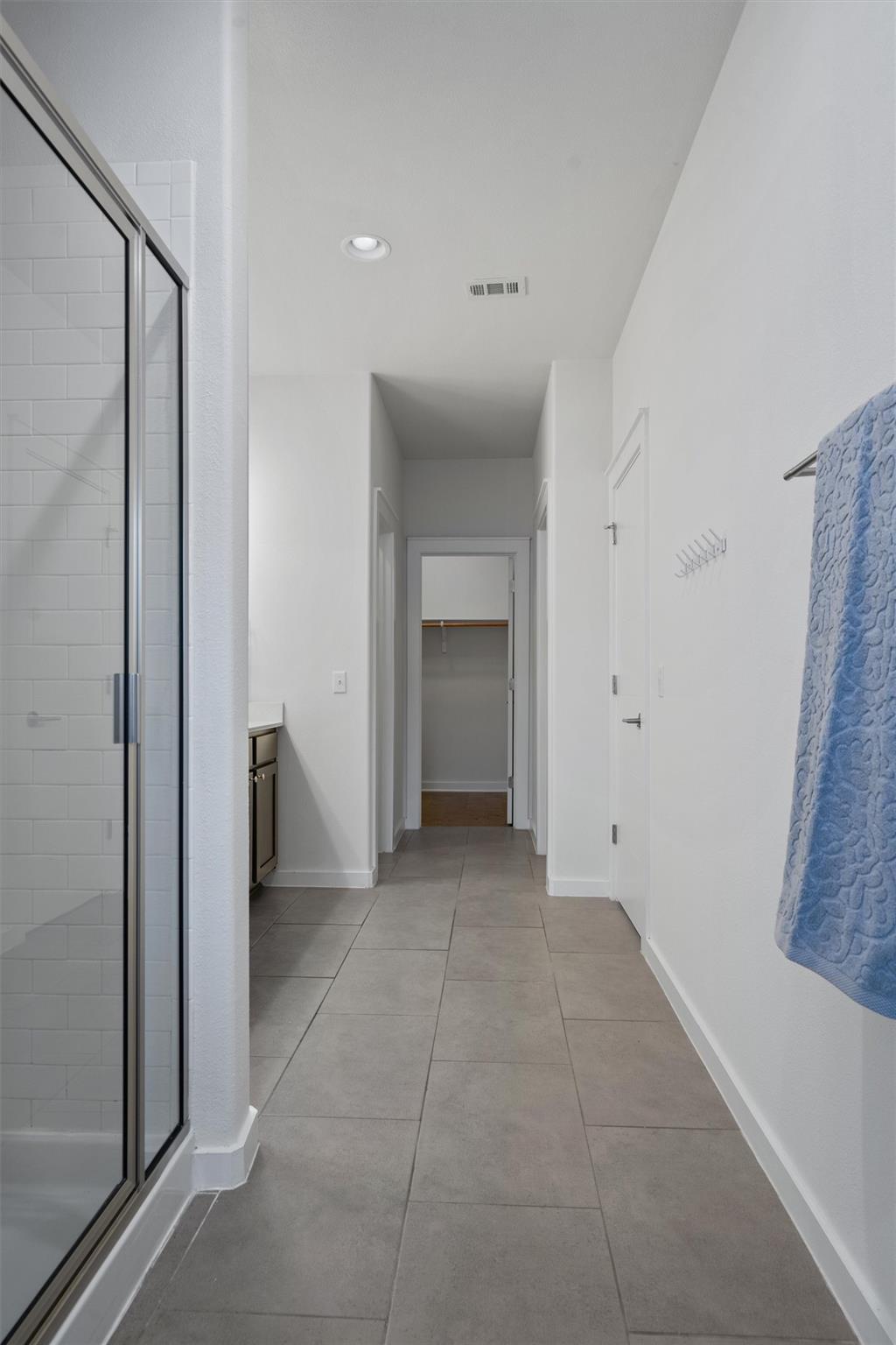 8940 Parker Ranch Cir # B, Austin, TX 78748