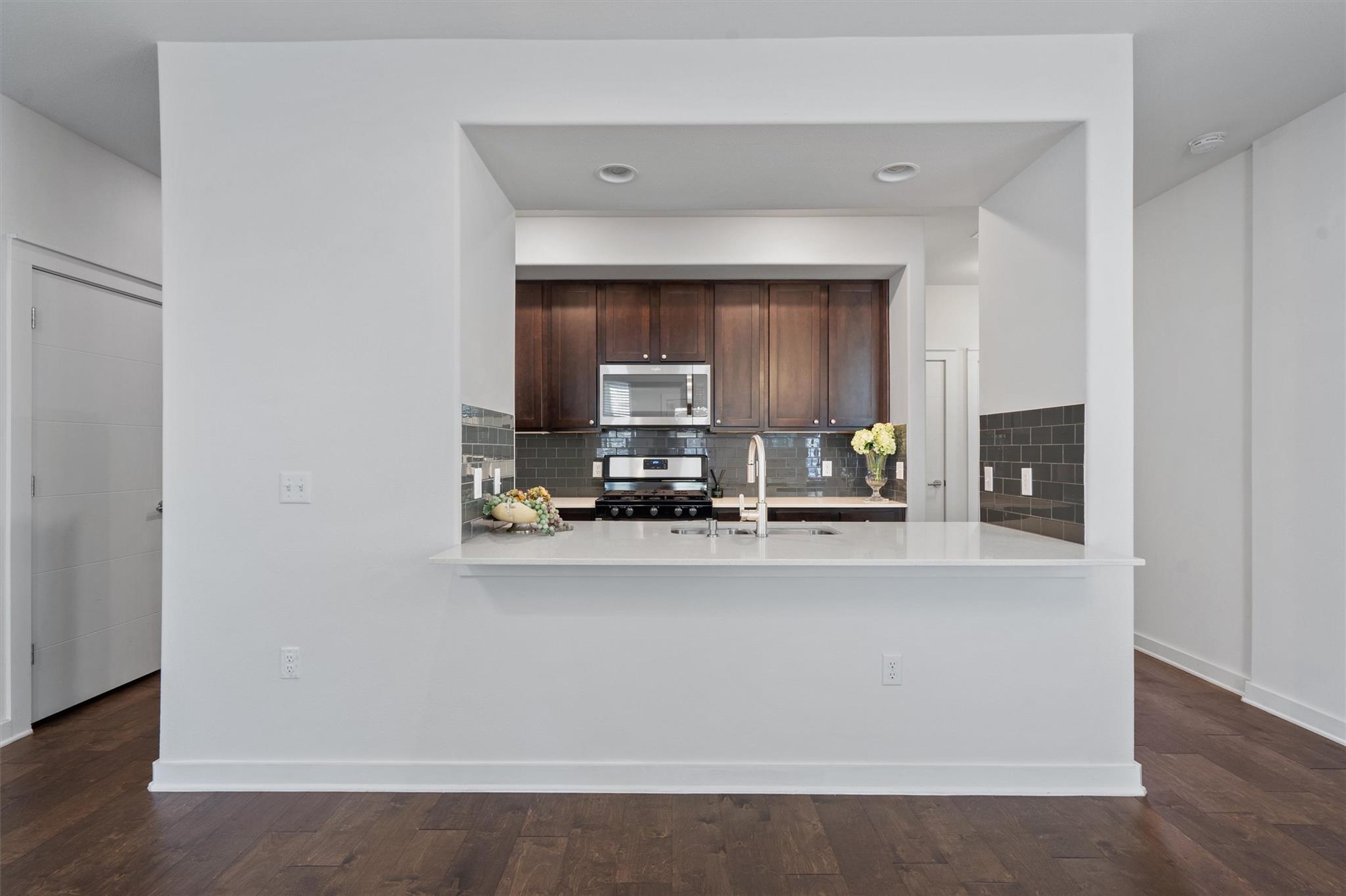 8940 Parker Ranch Cir # B, Austin, TX 78748