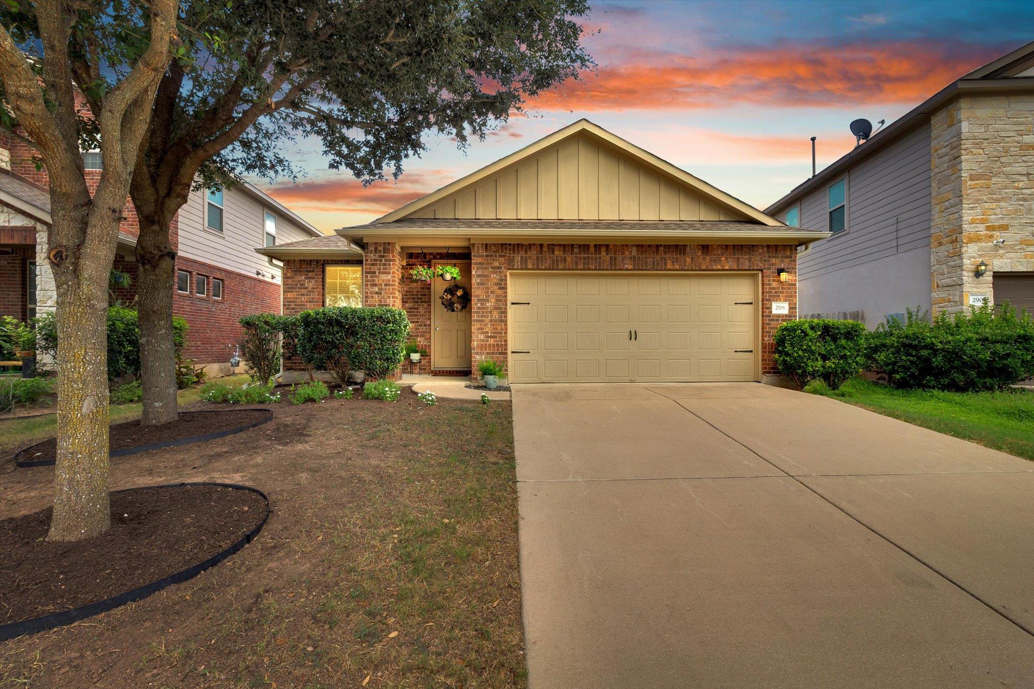 298 Nivens Dr, Buda, TX 78610