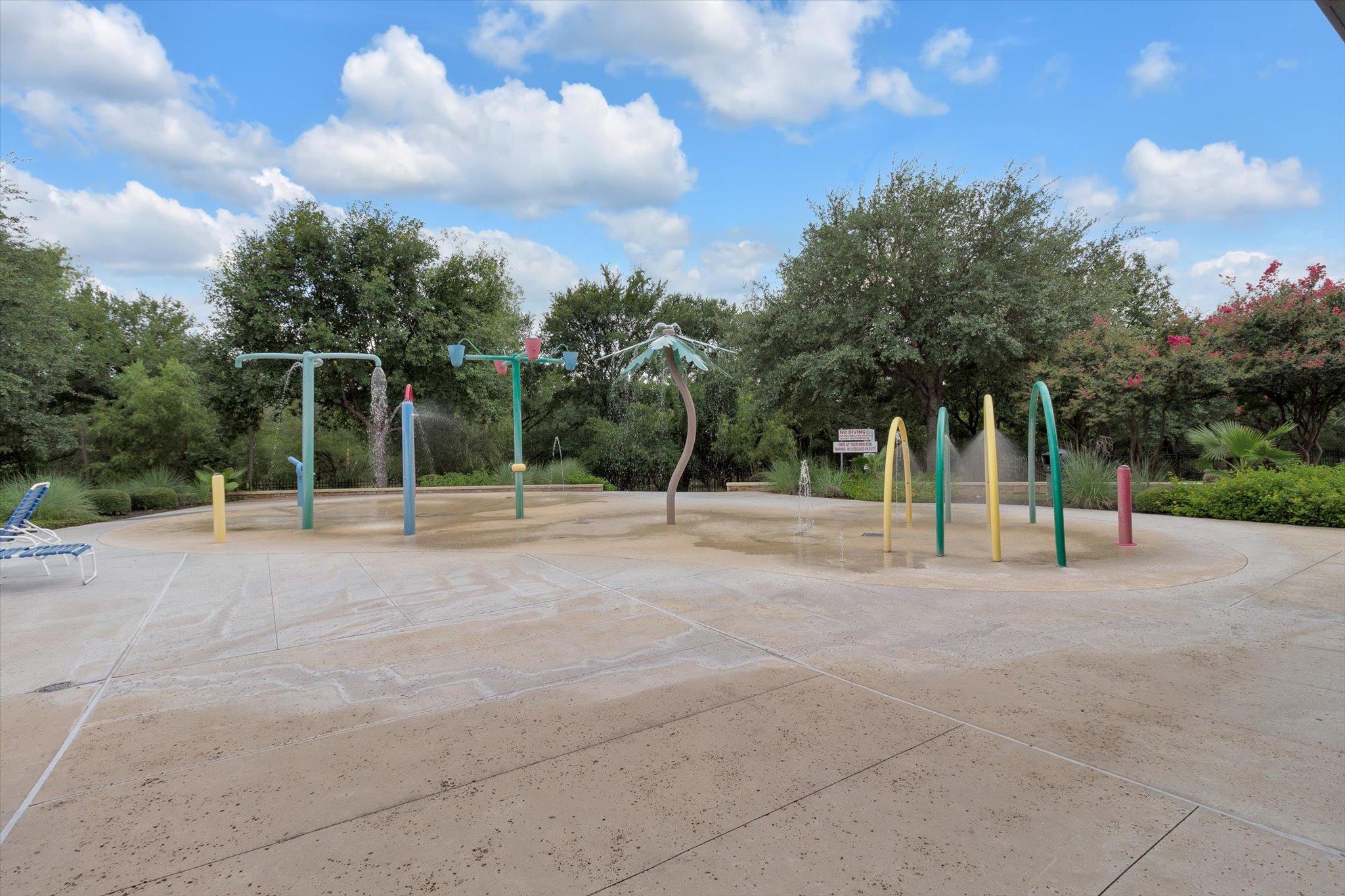 298 Nivens Dr, Buda, TX 78610