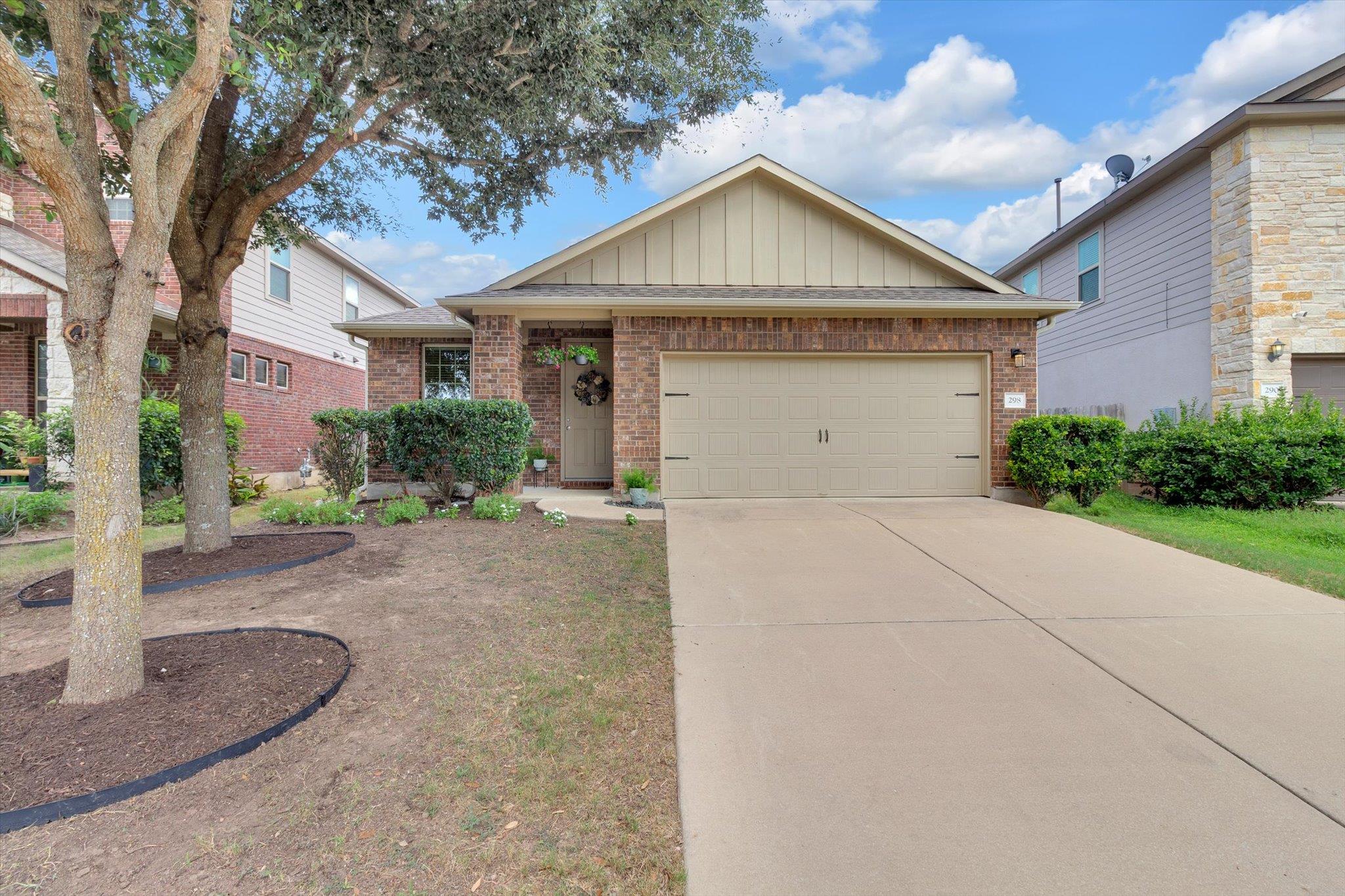 298 Nivens Dr, Buda, TX 78610