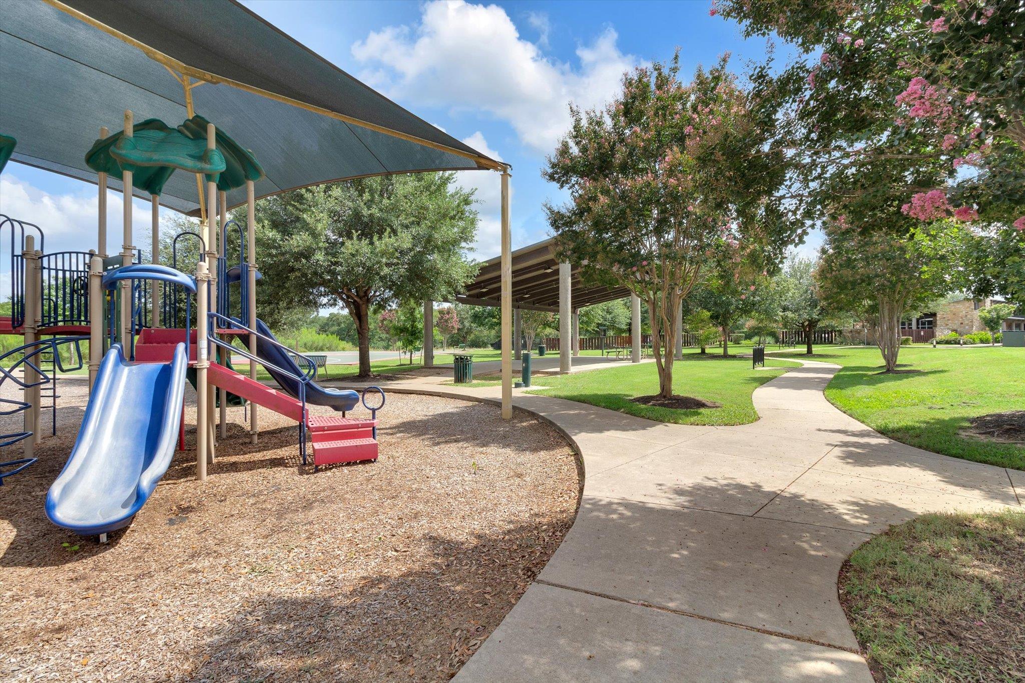 298 Nivens Dr, Buda, TX 78610